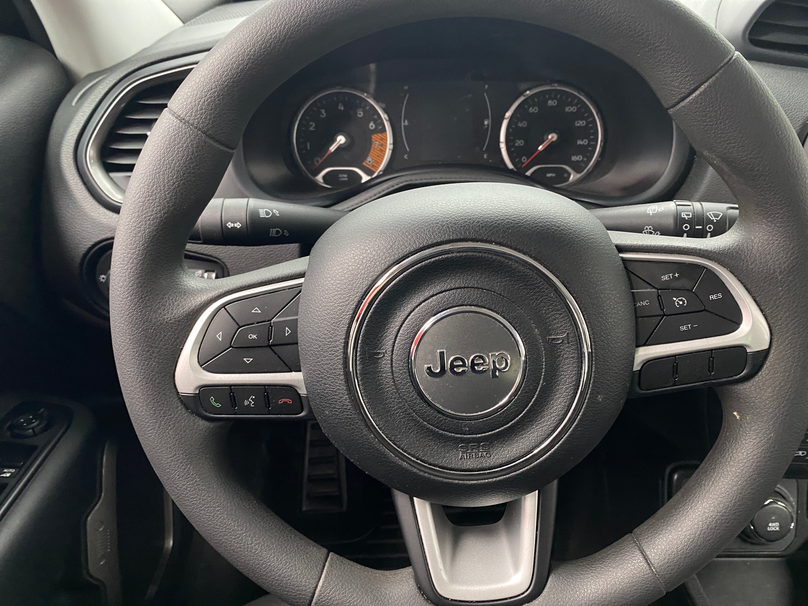 Thumbnail: 2023 Jeep Renegade - 5