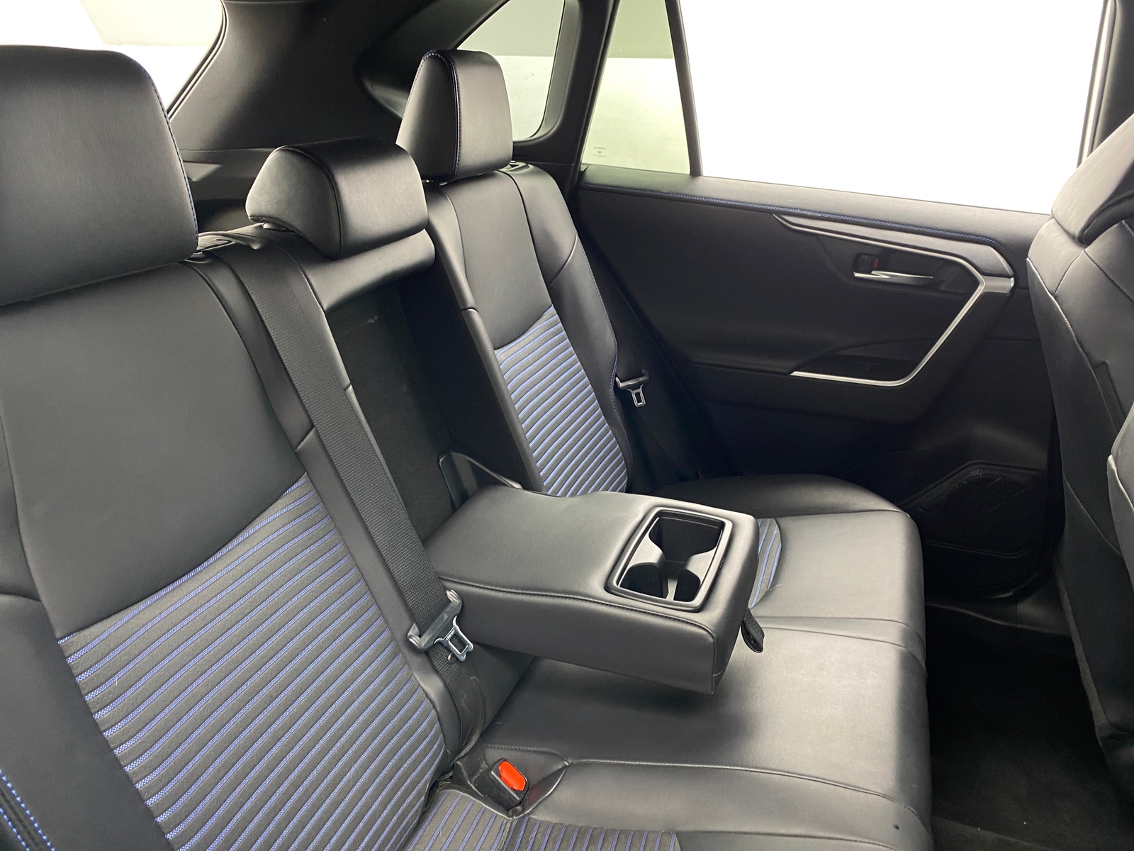 Thumbnail: 2022 Toyota RAV4 - 5