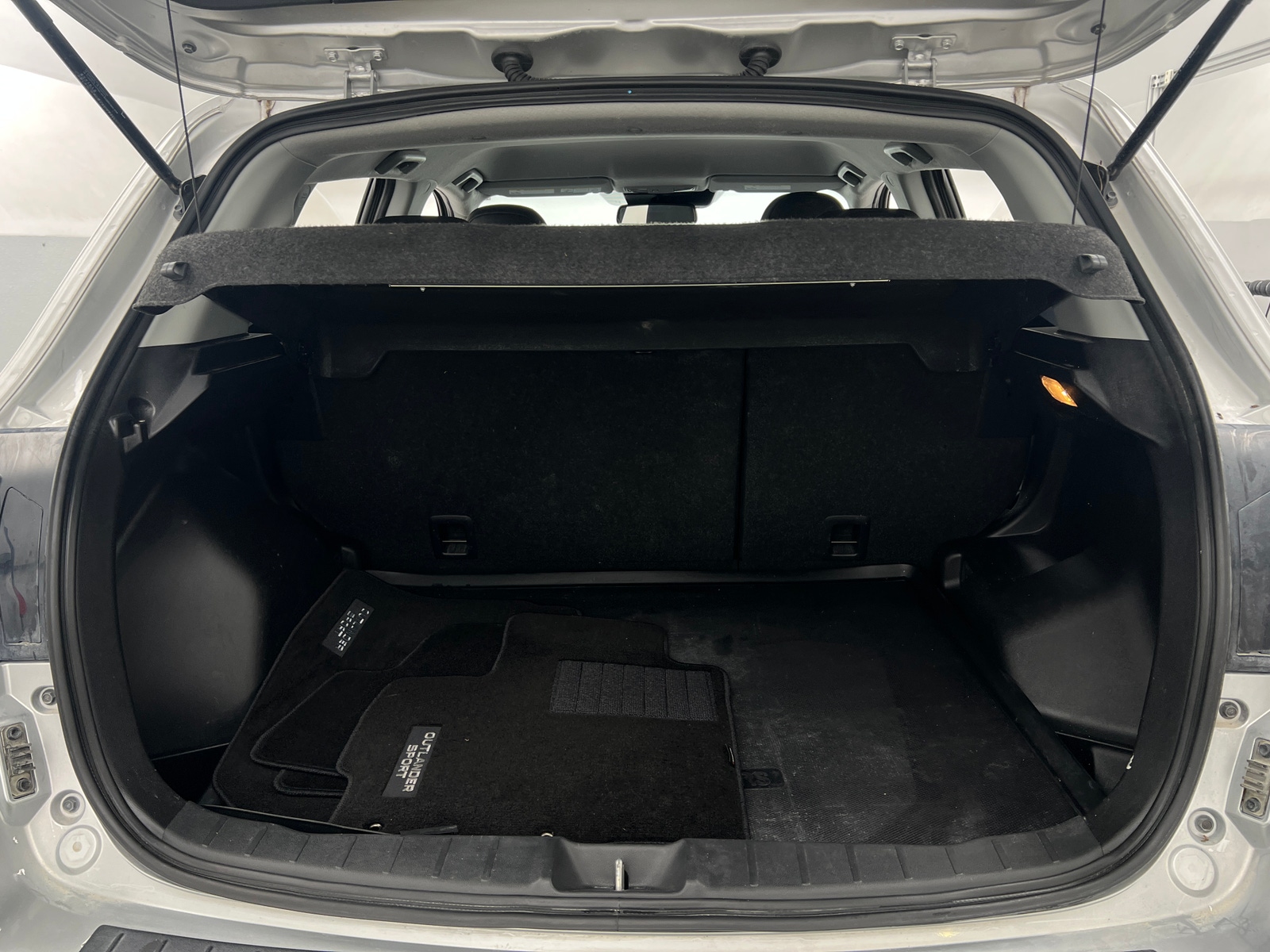 Thumbnail: 2024 Mitsubishi Outlander Sport - 6