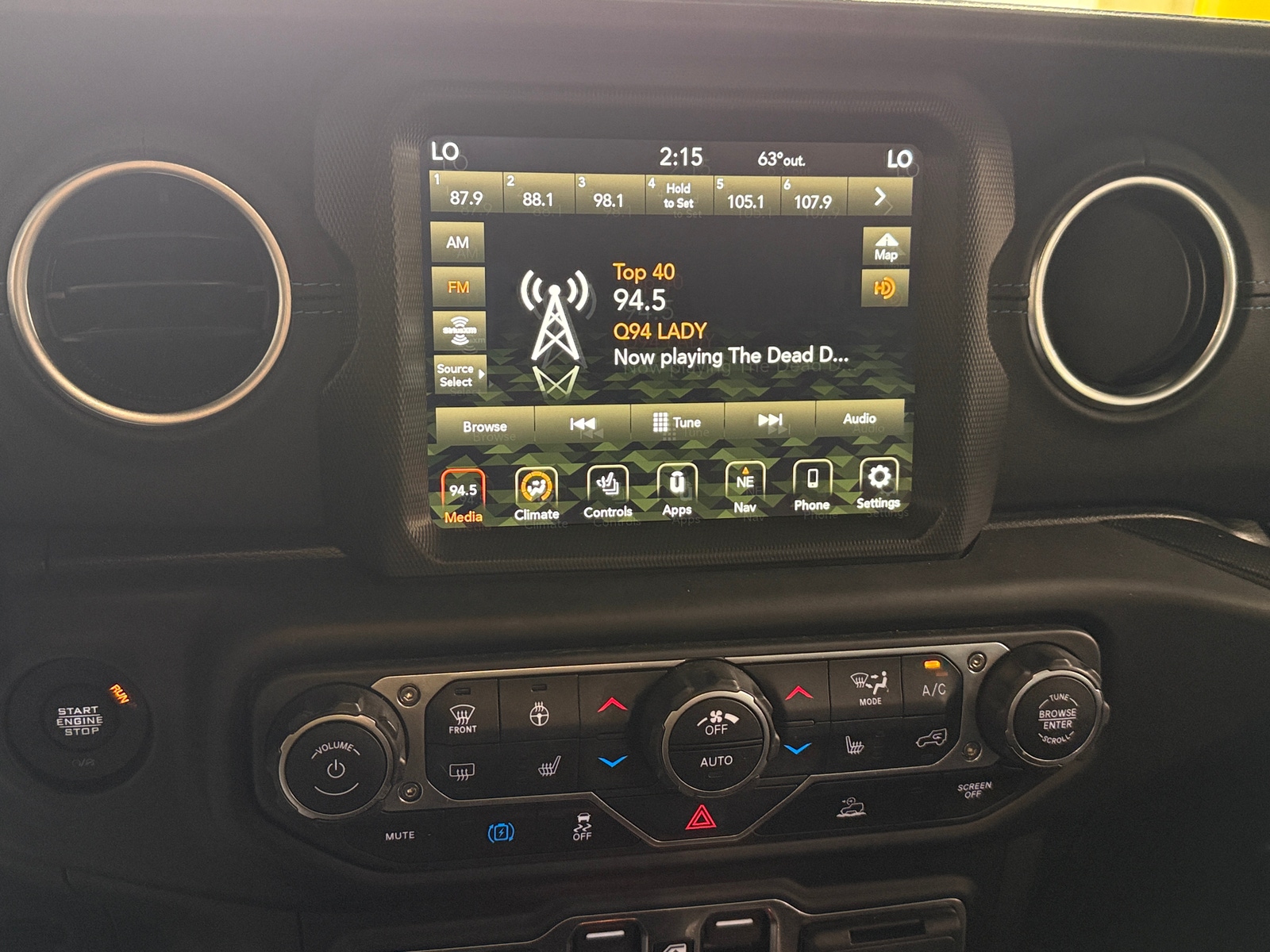 Thumbnail: 2023 Jeep Wrangler - 3