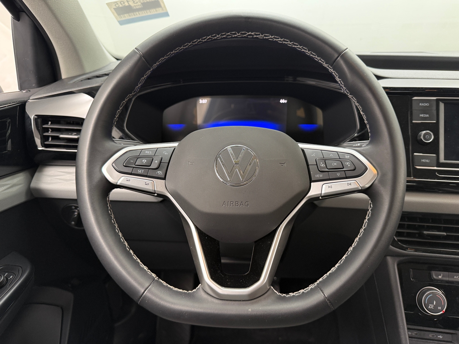 Thumbnail: 2024 Volkswagen Taos - 5