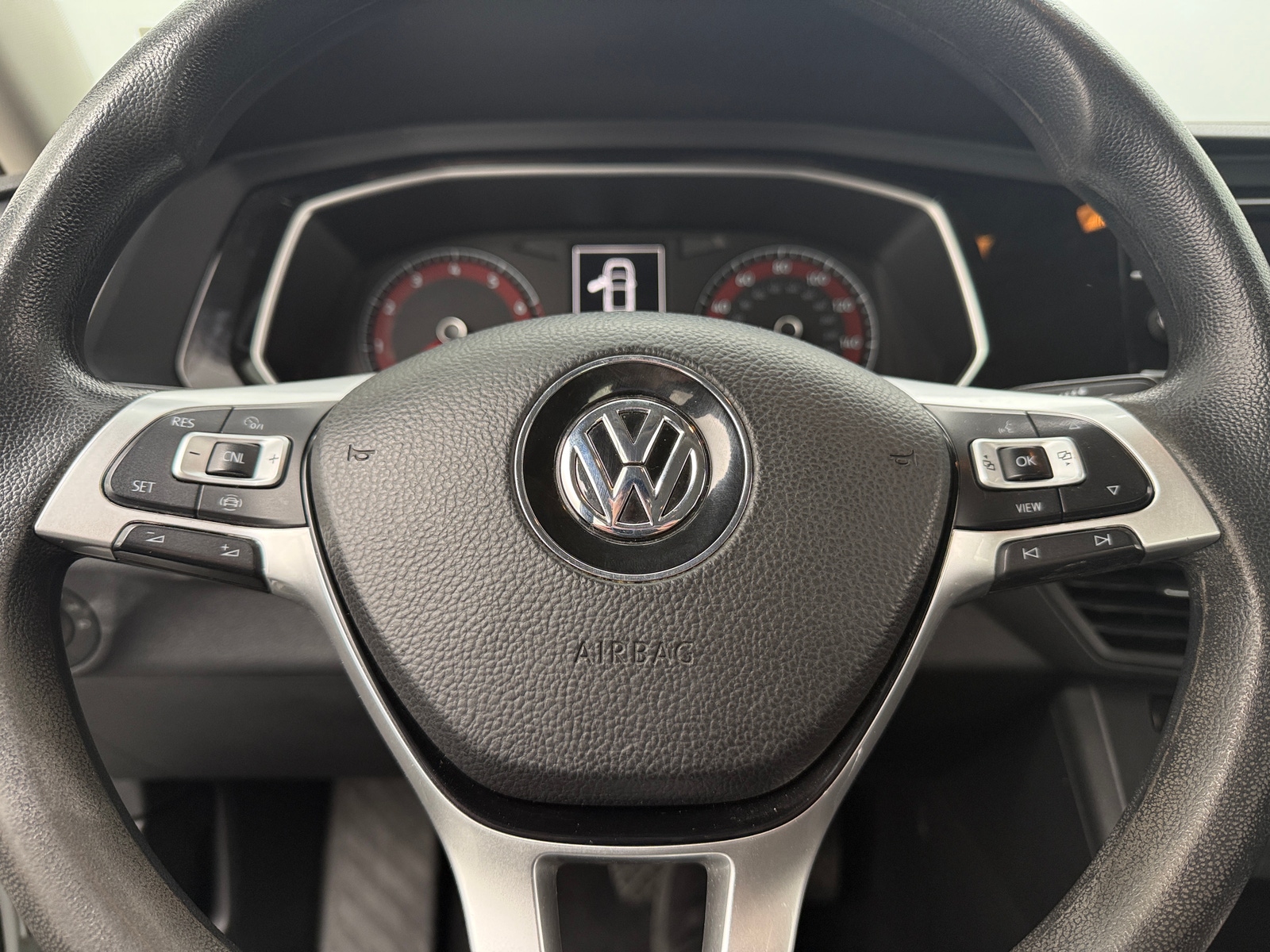 Thumbnail: 2019 Volkswagen Jetta - 5