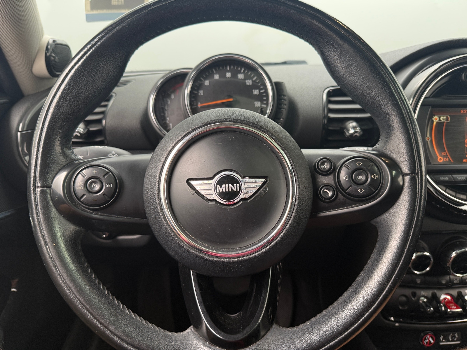 Thumbnail: 2016 MINI Cooper Clubman - 4