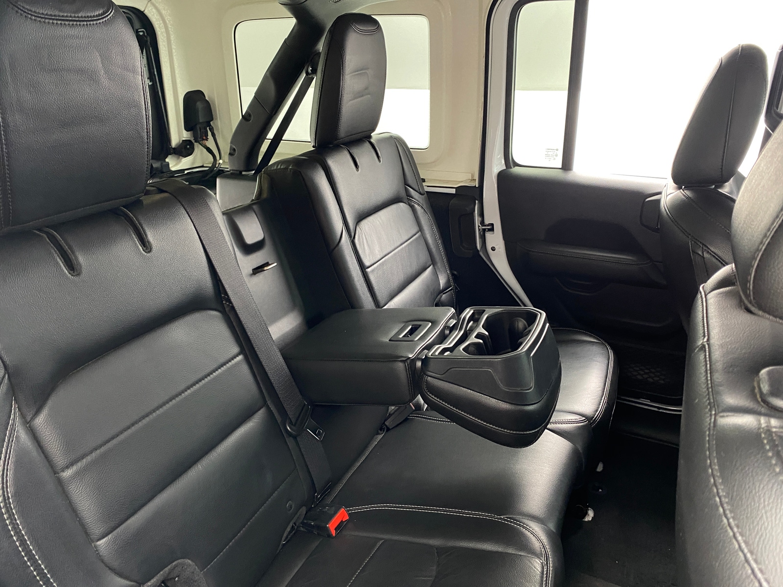 Thumbnail: 2018 Jeep Wrangler - 5