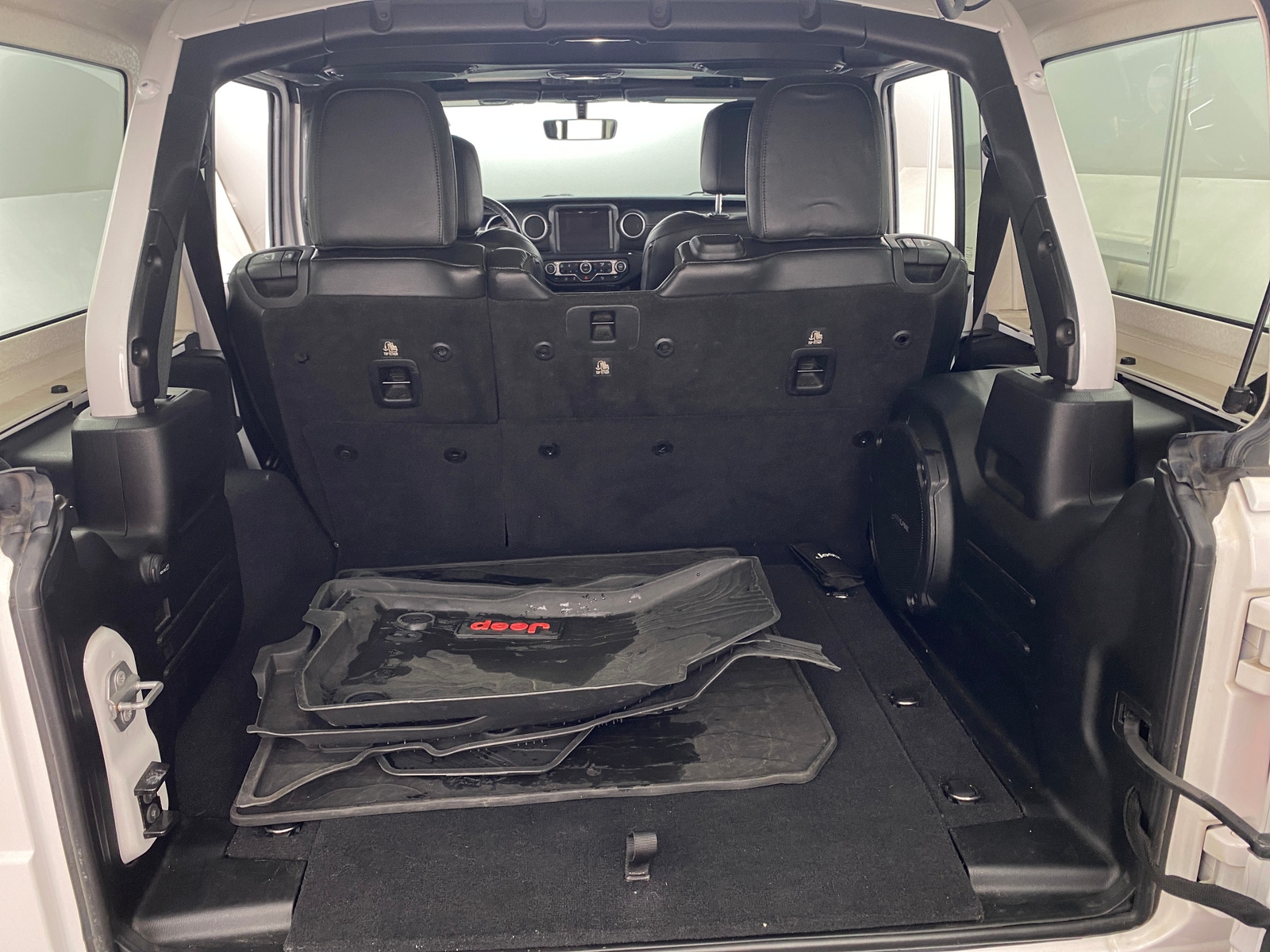 Thumbnail: 2018 Jeep Wrangler - 6