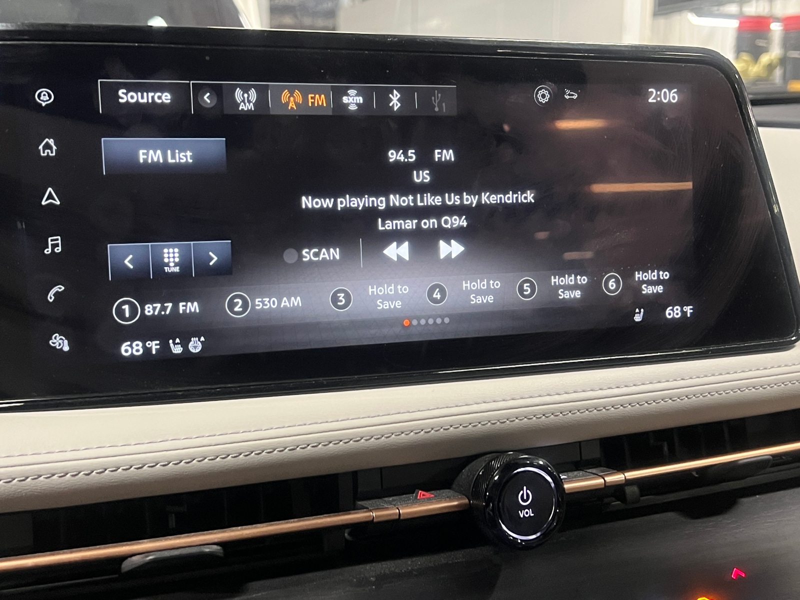 Thumbnail: 2023 Nissan Ariya - 3