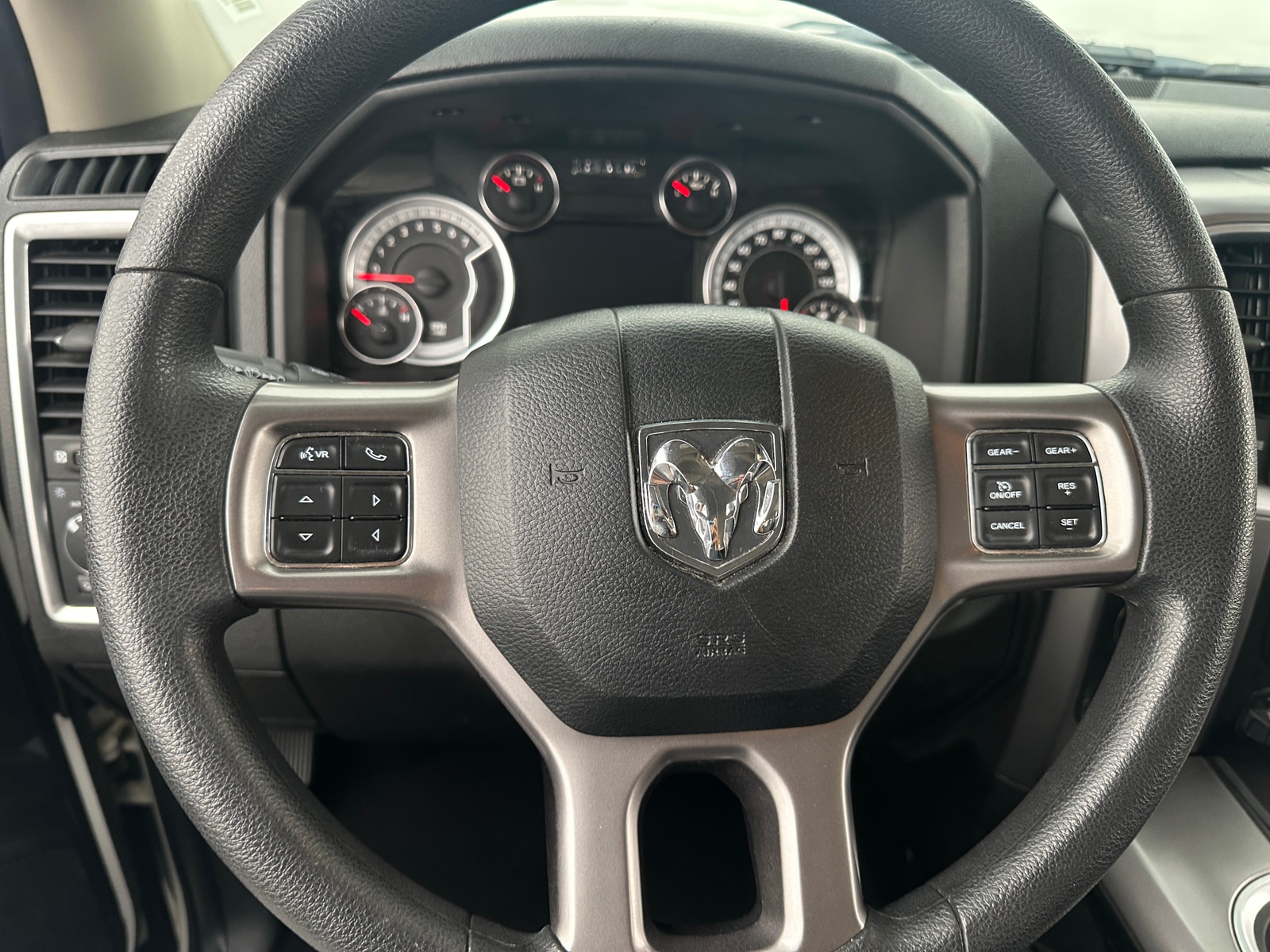 Thumbnail: 2023 RAM 1500 Classic - 5