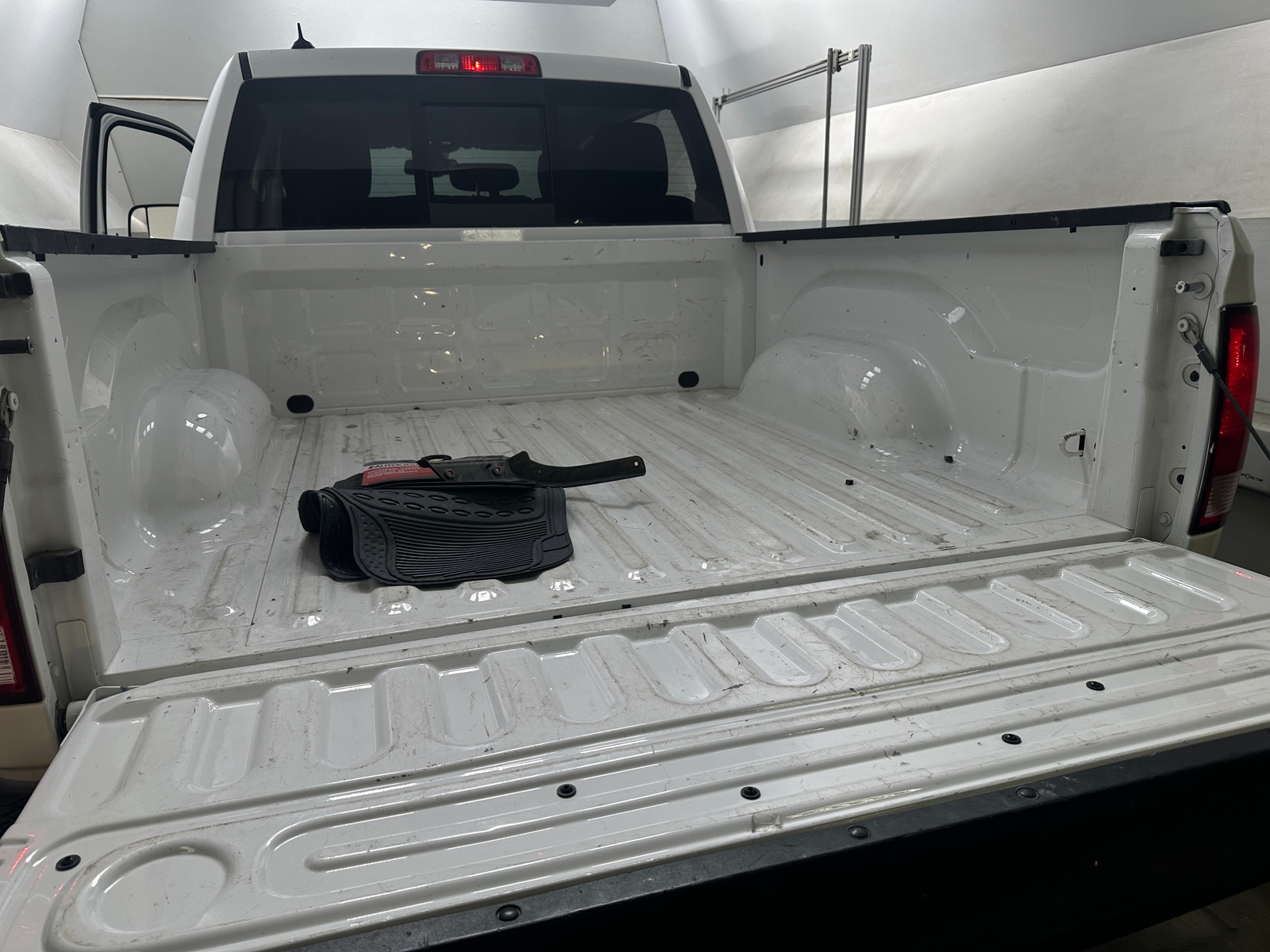 Thumbnail: 2023 RAM 1500 Classic - 7