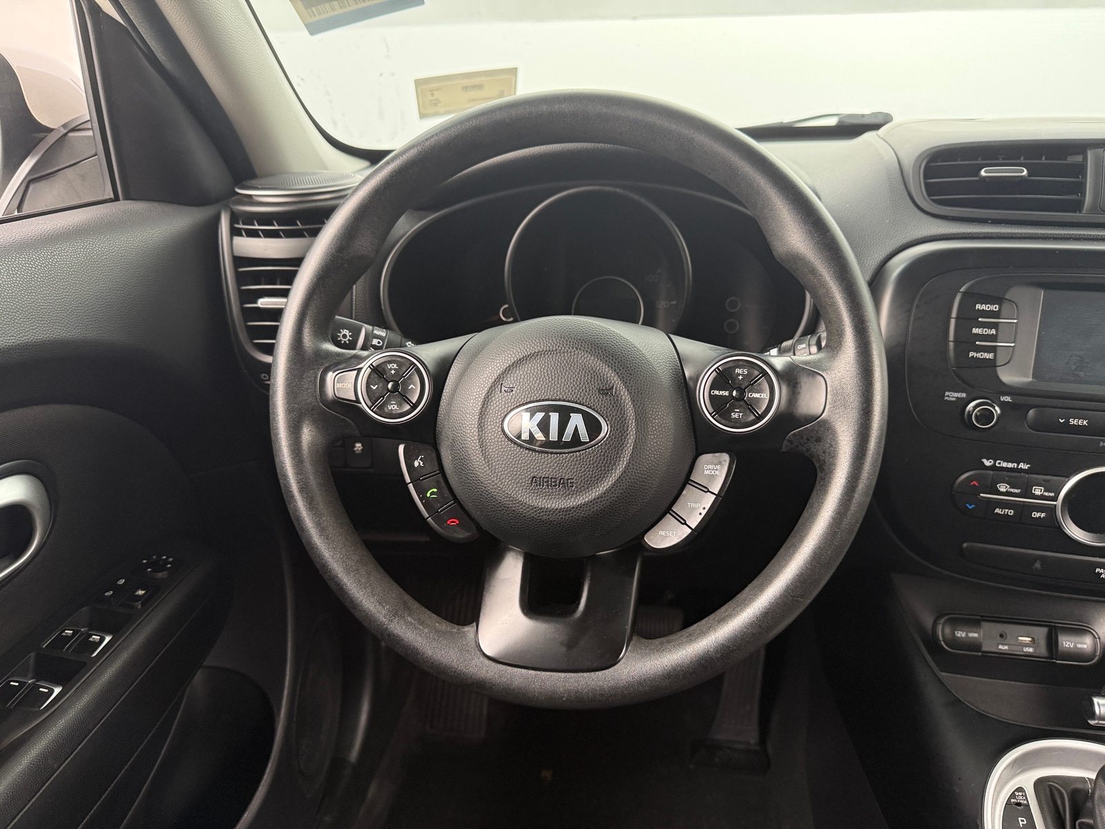 Thumbnail: 2017 Kia Soul - 5