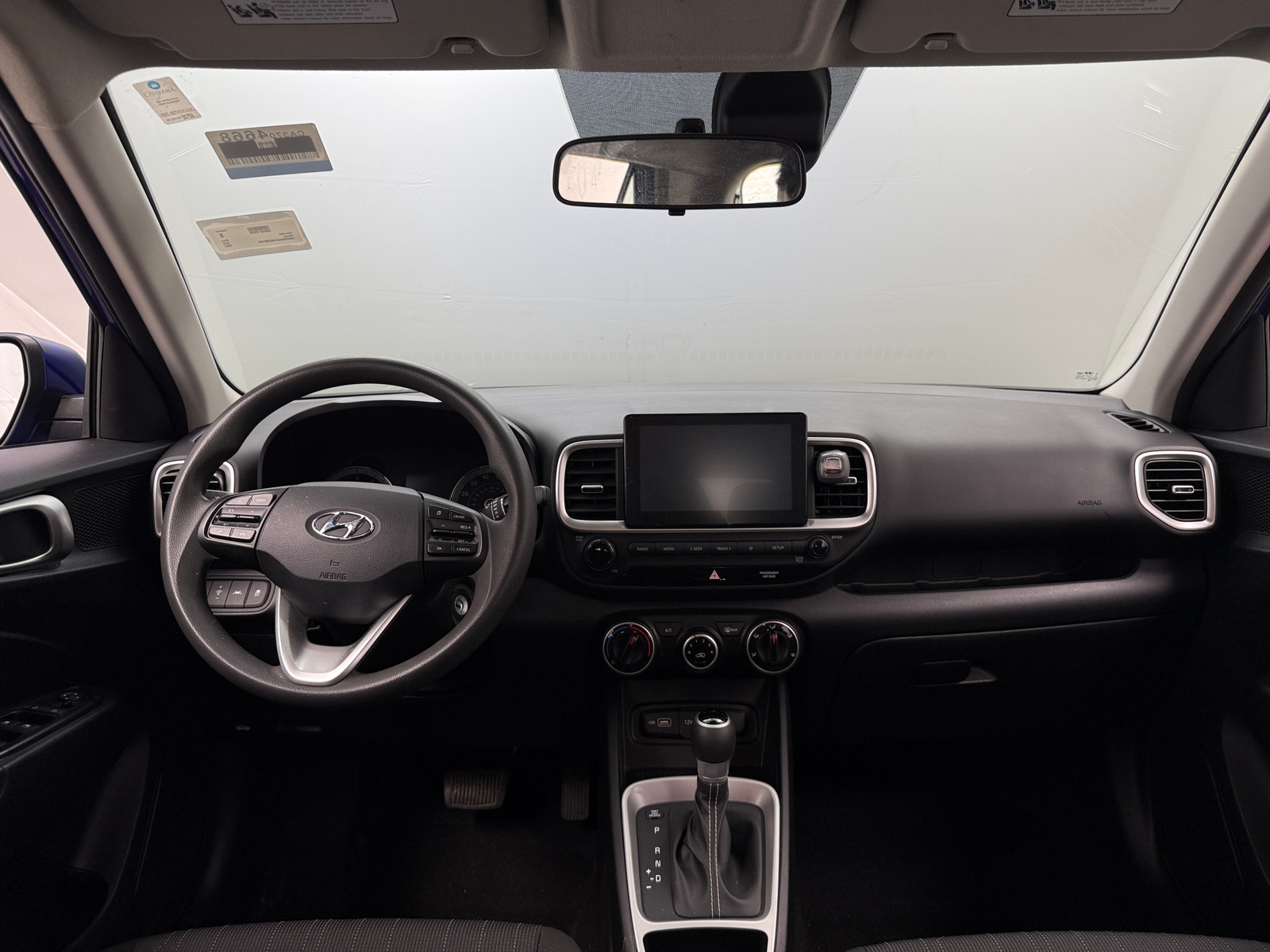 Thumbnail: 2022 Hyundai Venue - 3