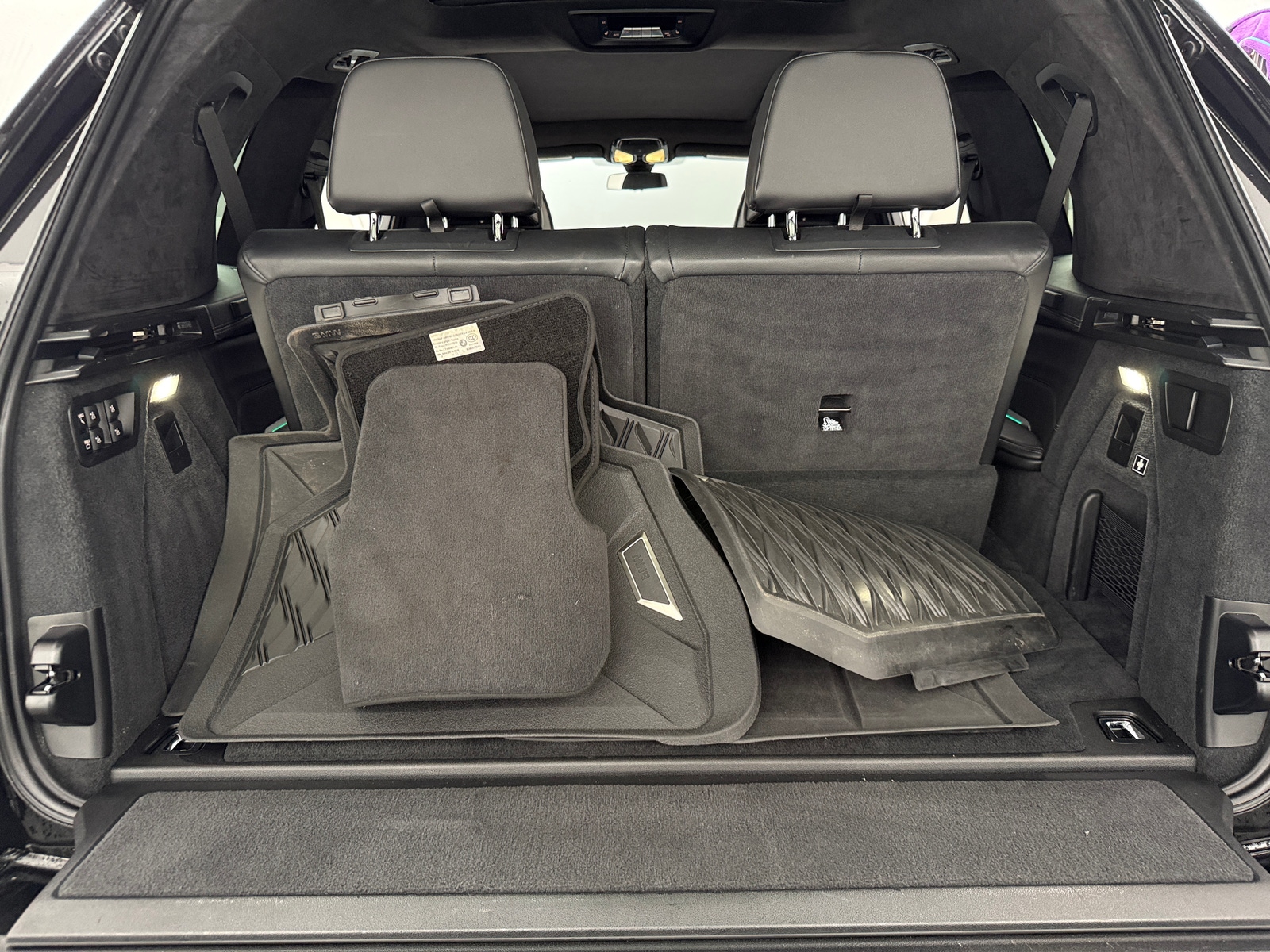 Thumbnail: 2020 BMW X7 - 7