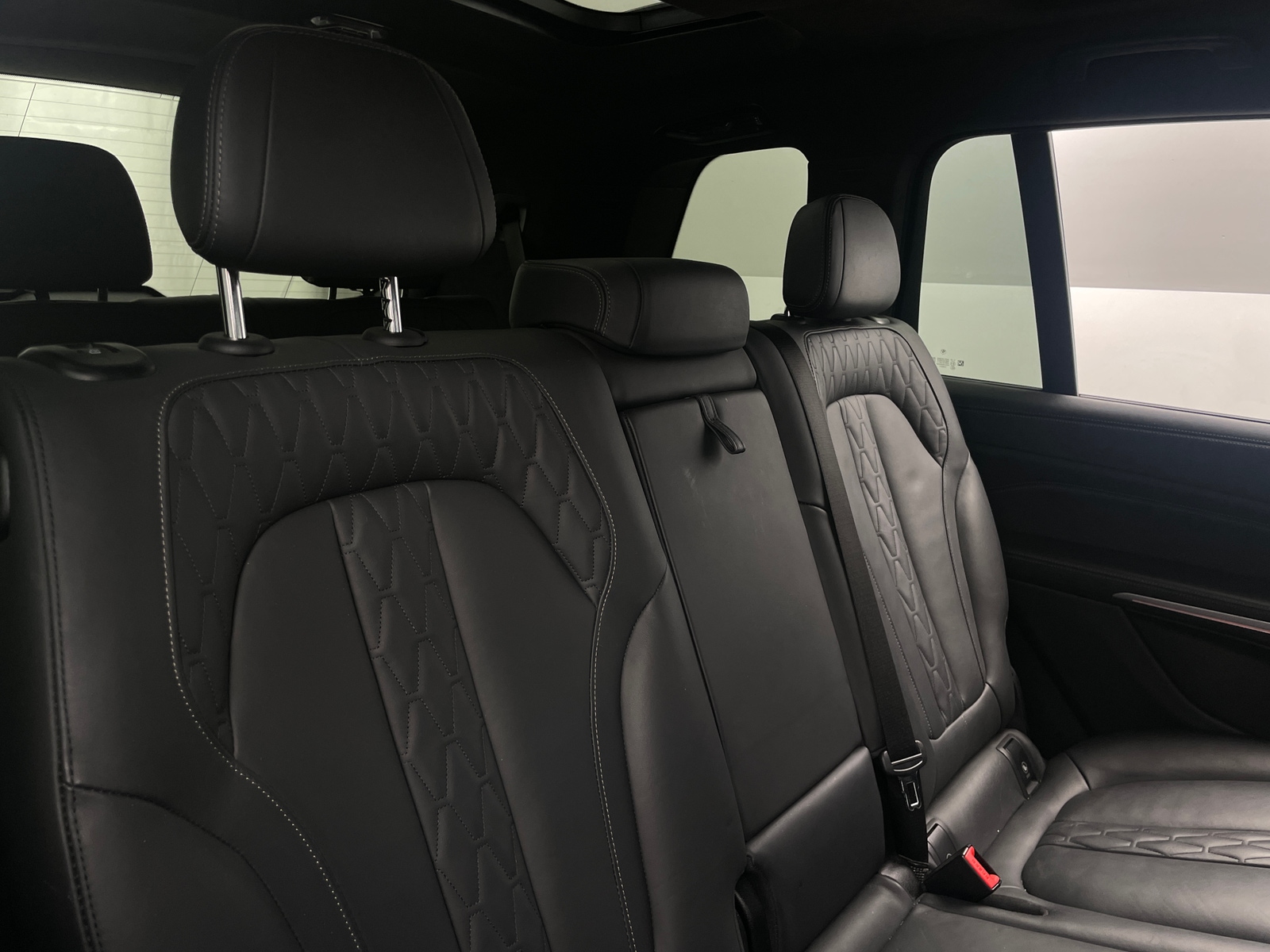 Thumbnail: 2022 BMW X7 - 5