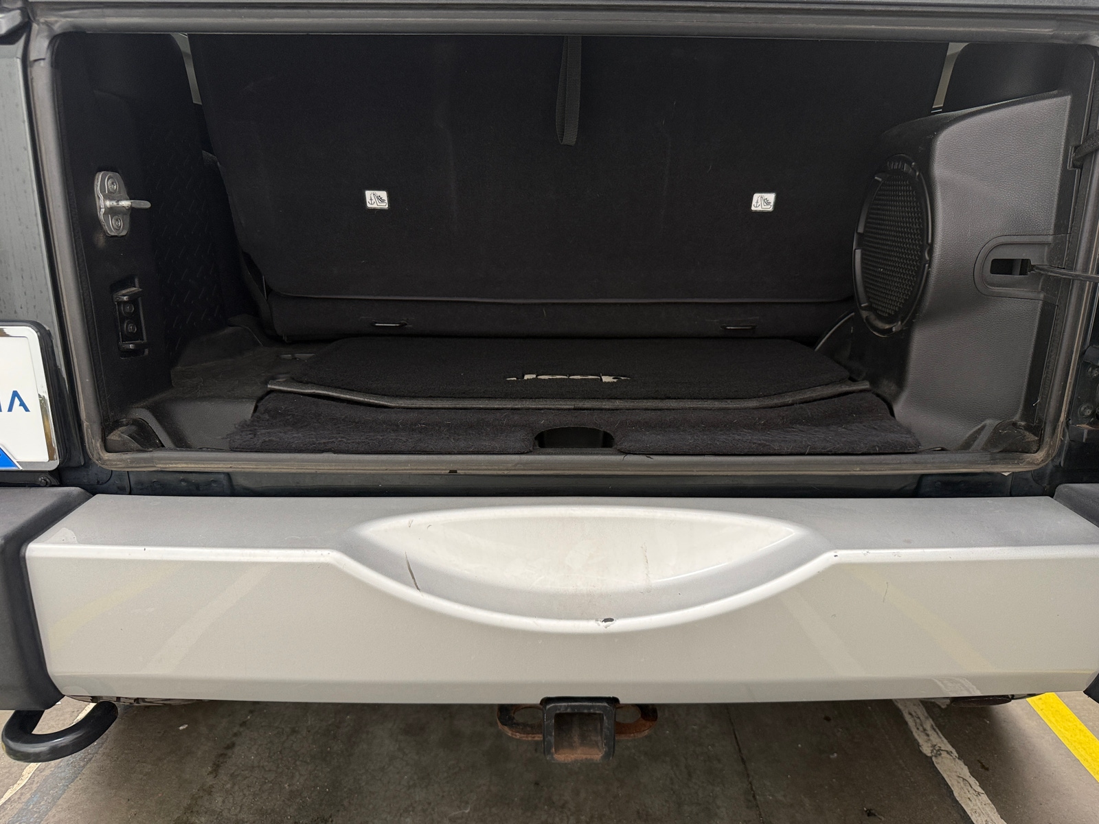 Thumbnail: 2012 Jeep Wrangler - 7