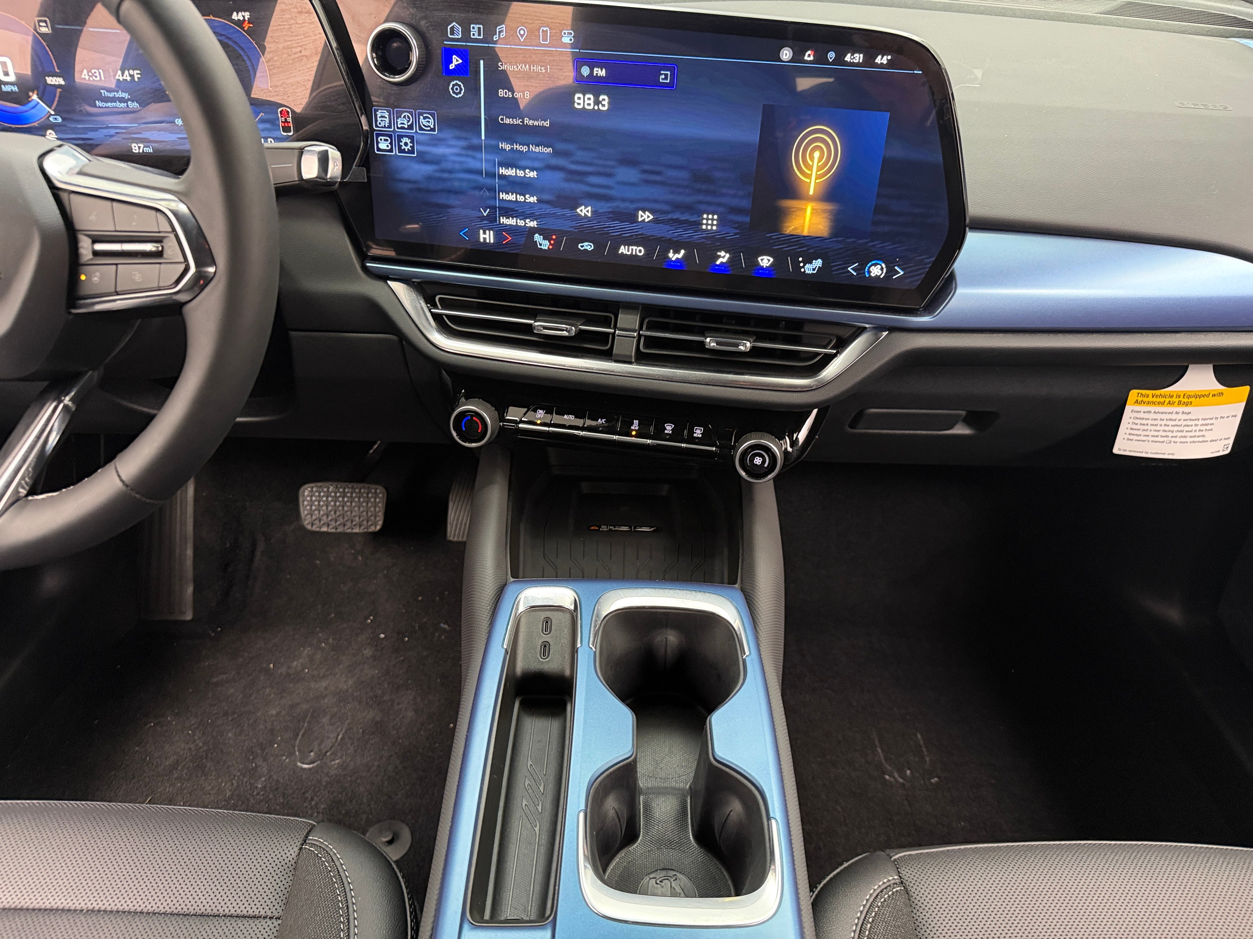 Used 2025 Chevrolet Equinox EV 1LT with VIN 3GN7DNRP8SS235376 for sale in Auburn, WA