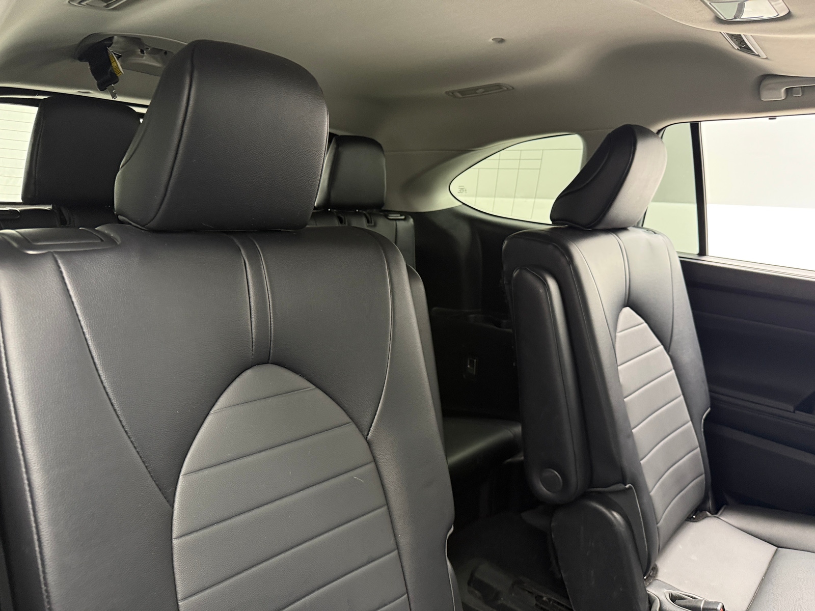 Thumbnail: 2021 Toyota Highlander - 5