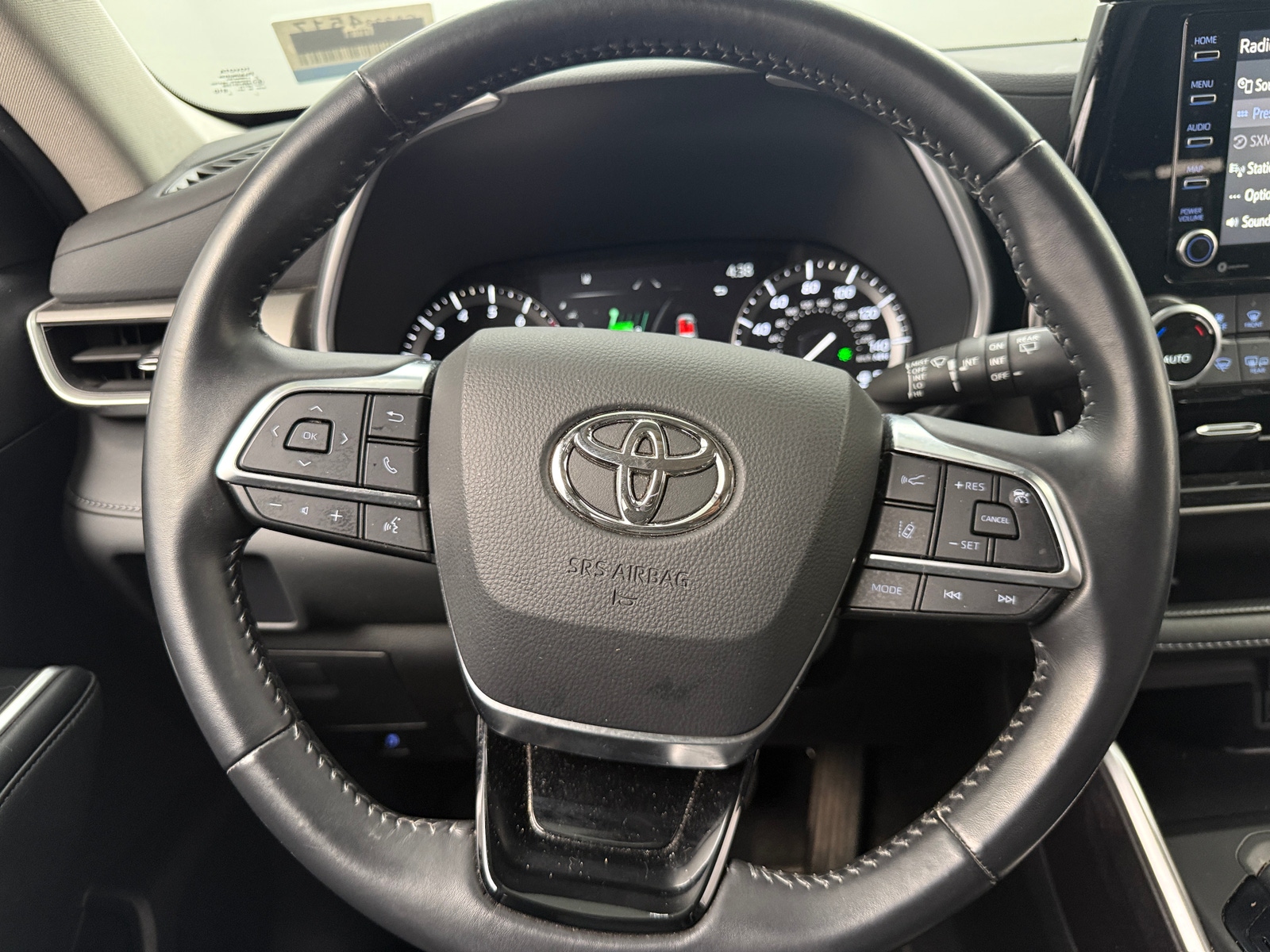 Thumbnail: 2021 Toyota Highlander - 4
