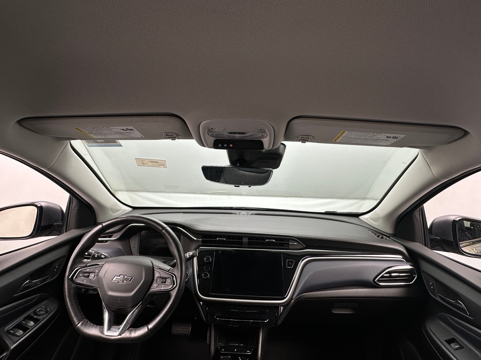 Thumbnail: 2023 Chevrolet Bolt EUV - 2