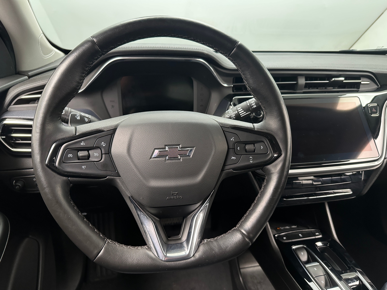 Thumbnail: 2023 Chevrolet Bolt EUV - 4