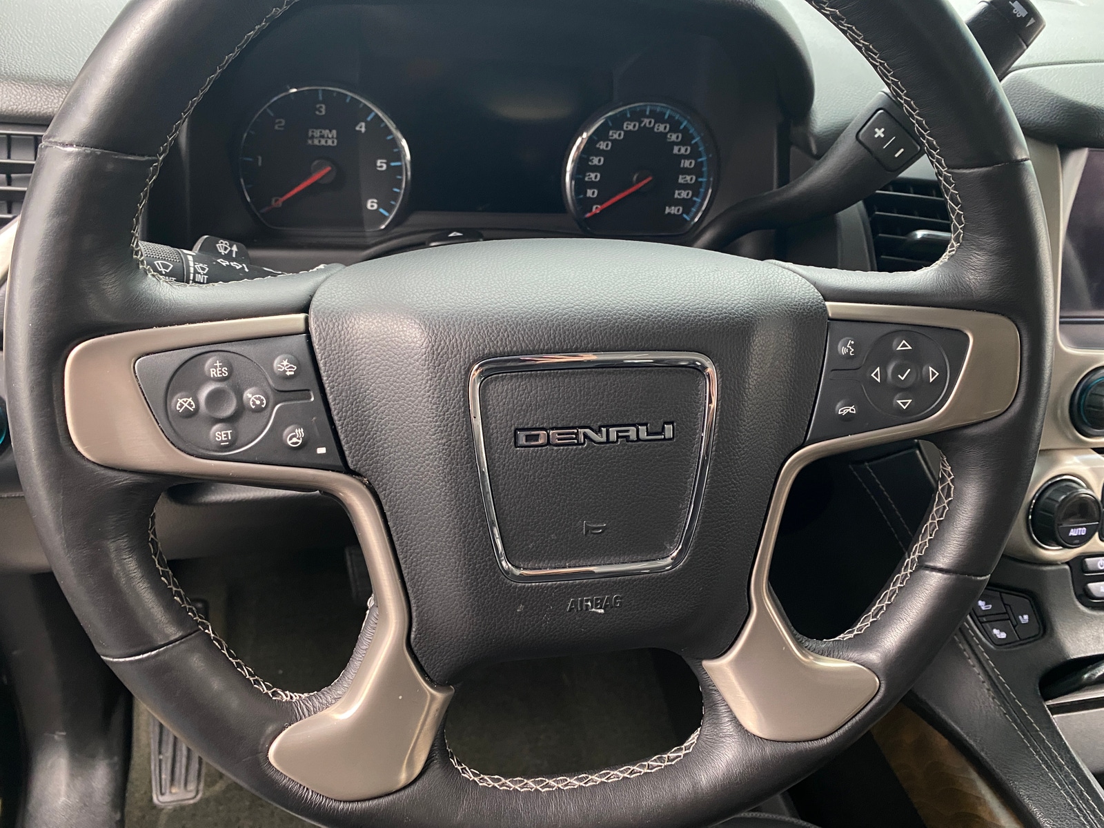 Thumbnail: 2018 GMC Yukon - 4