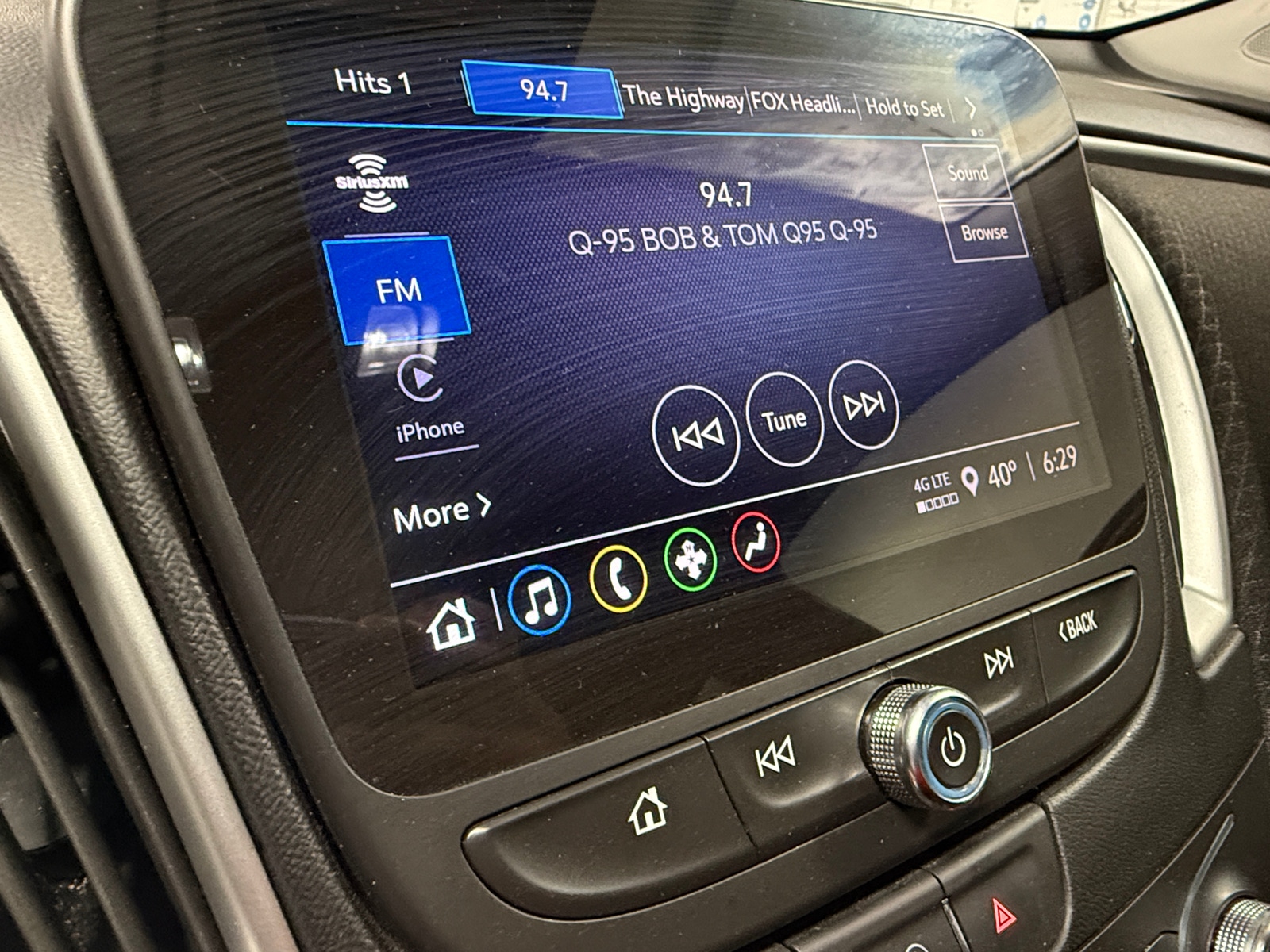 Thumbnail: 2024 Chevrolet Malibu - 4