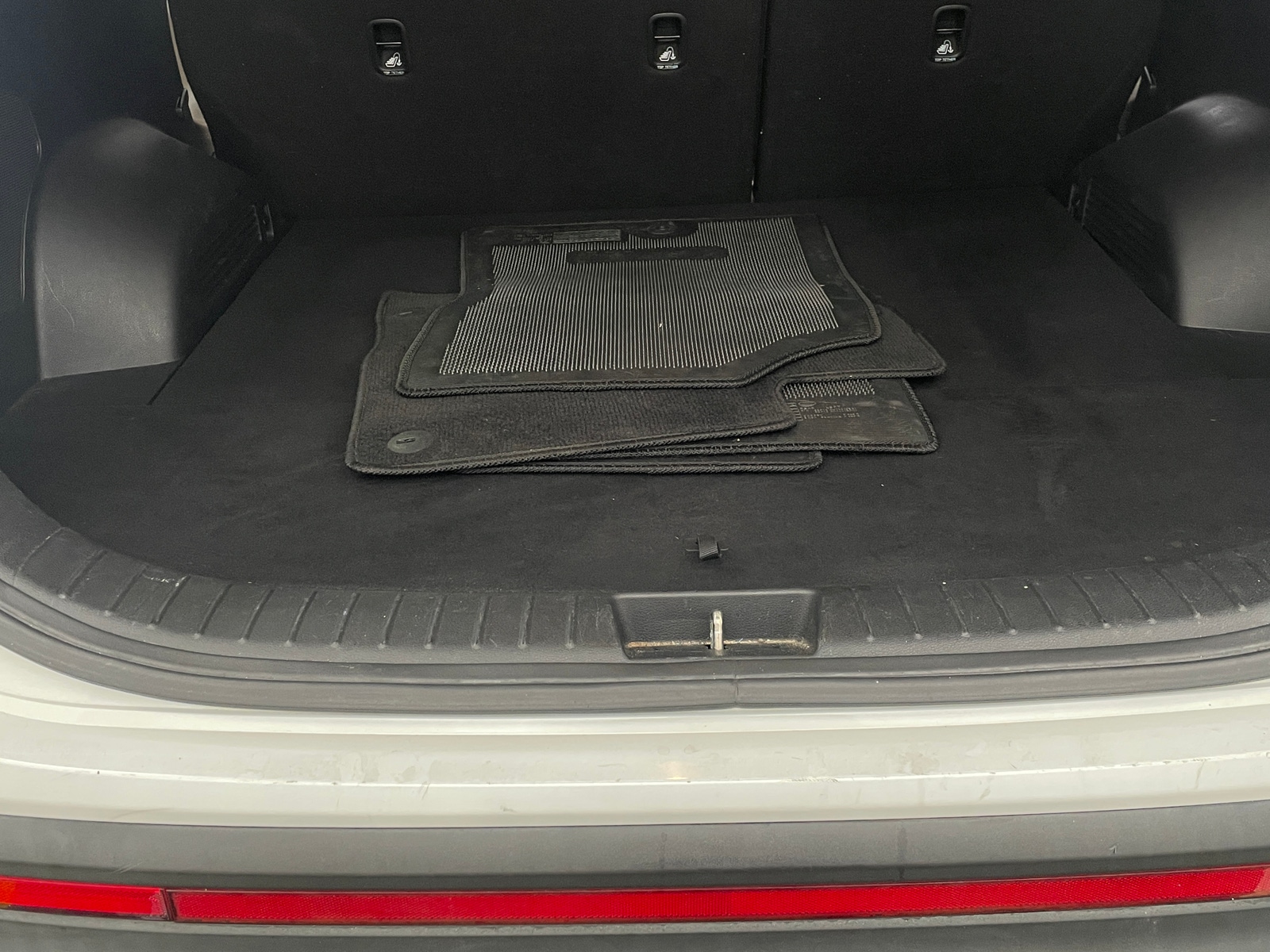 Thumbnail: 2021 Hyundai Santa Fe - 6