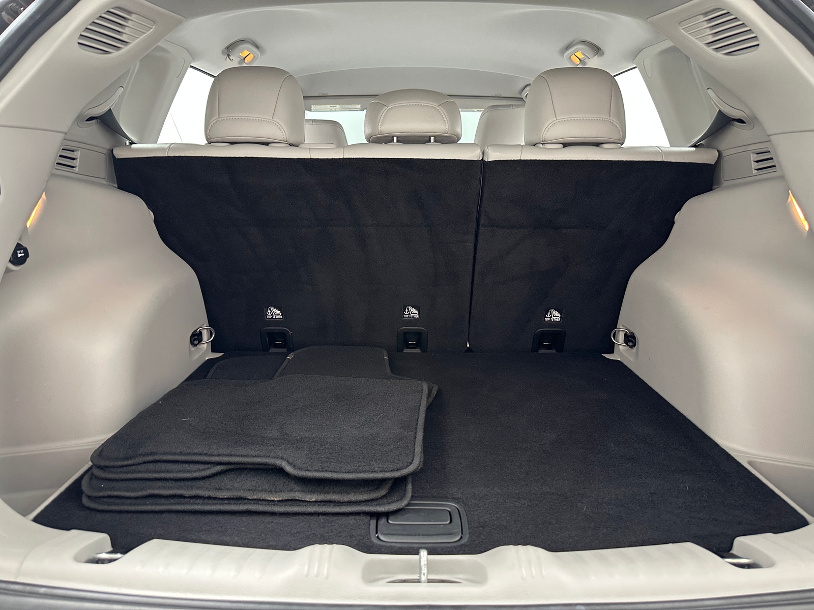 Thumbnail: 2022 Jeep Compass - 6