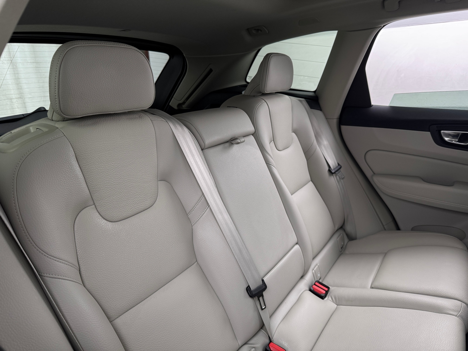 Thumbnail: 2024 Volvo XC60 - 5