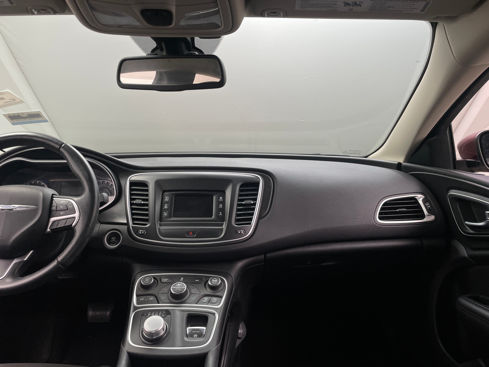 Thumbnail: 2015 Chrysler 200 - 3