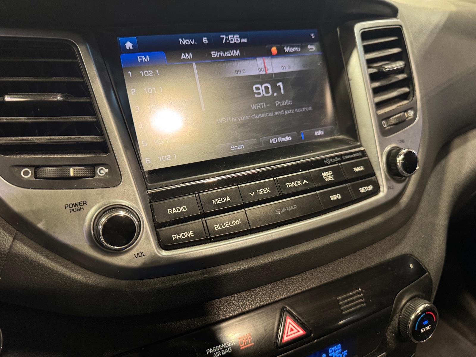 Thumbnail: 2016 Hyundai Tucson - 3