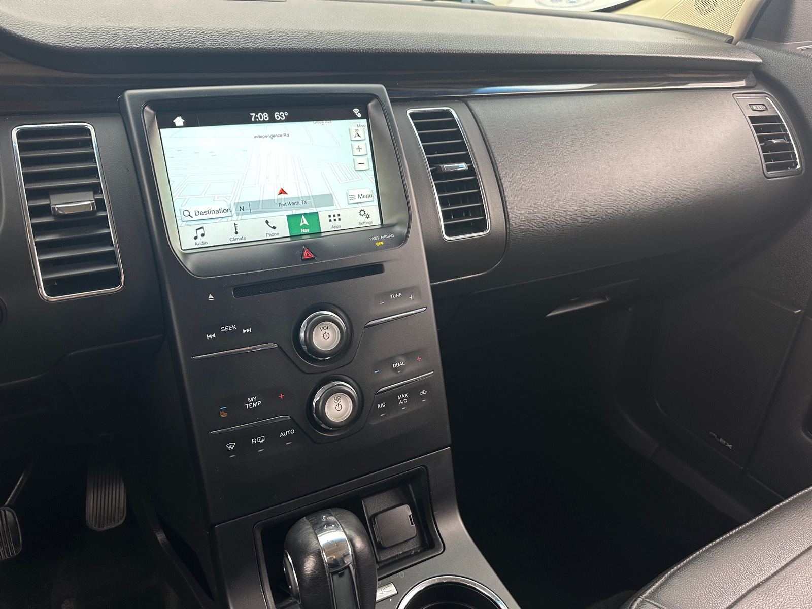 Thumbnail: 2018 Ford Flex - 3