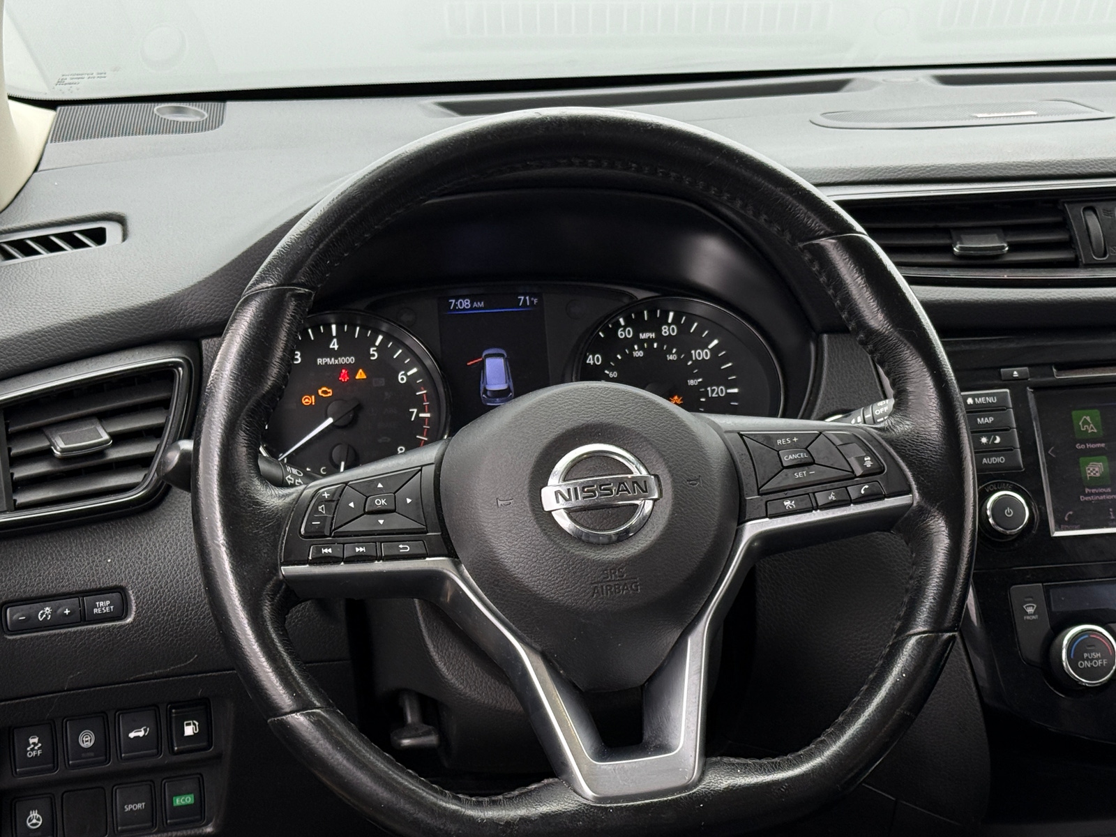 Thumbnail: 2018 Nissan Rogue - 4