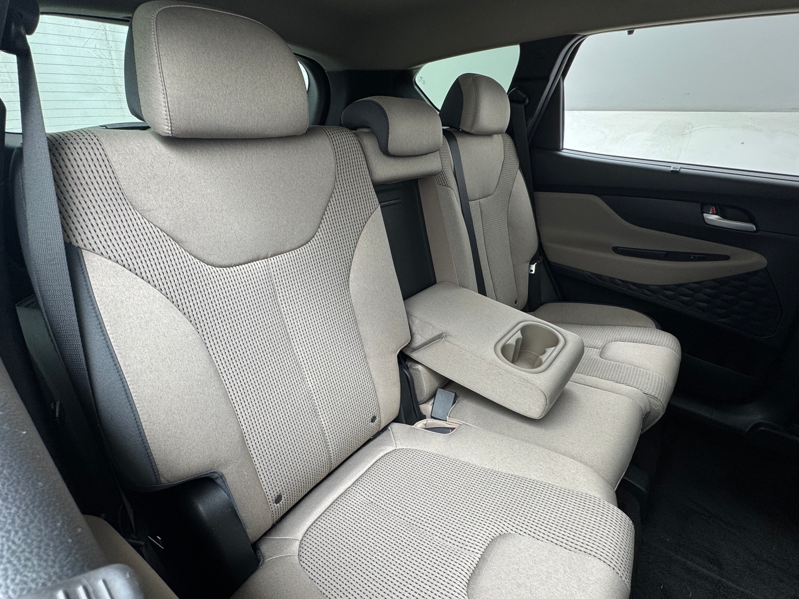 Thumbnail: 2022 Hyundai Santa Fe - 6