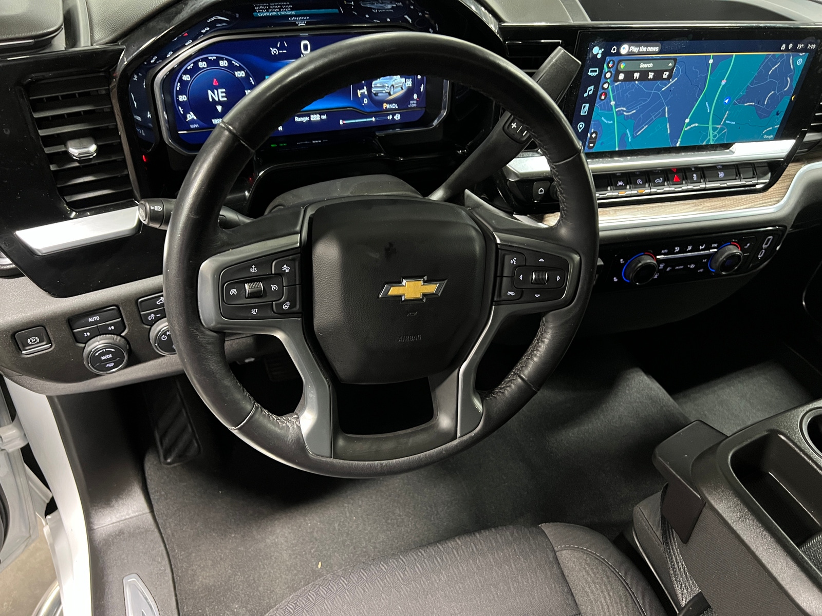 Thumbnail: 2022 Chevrolet Silverado 1500 - 5