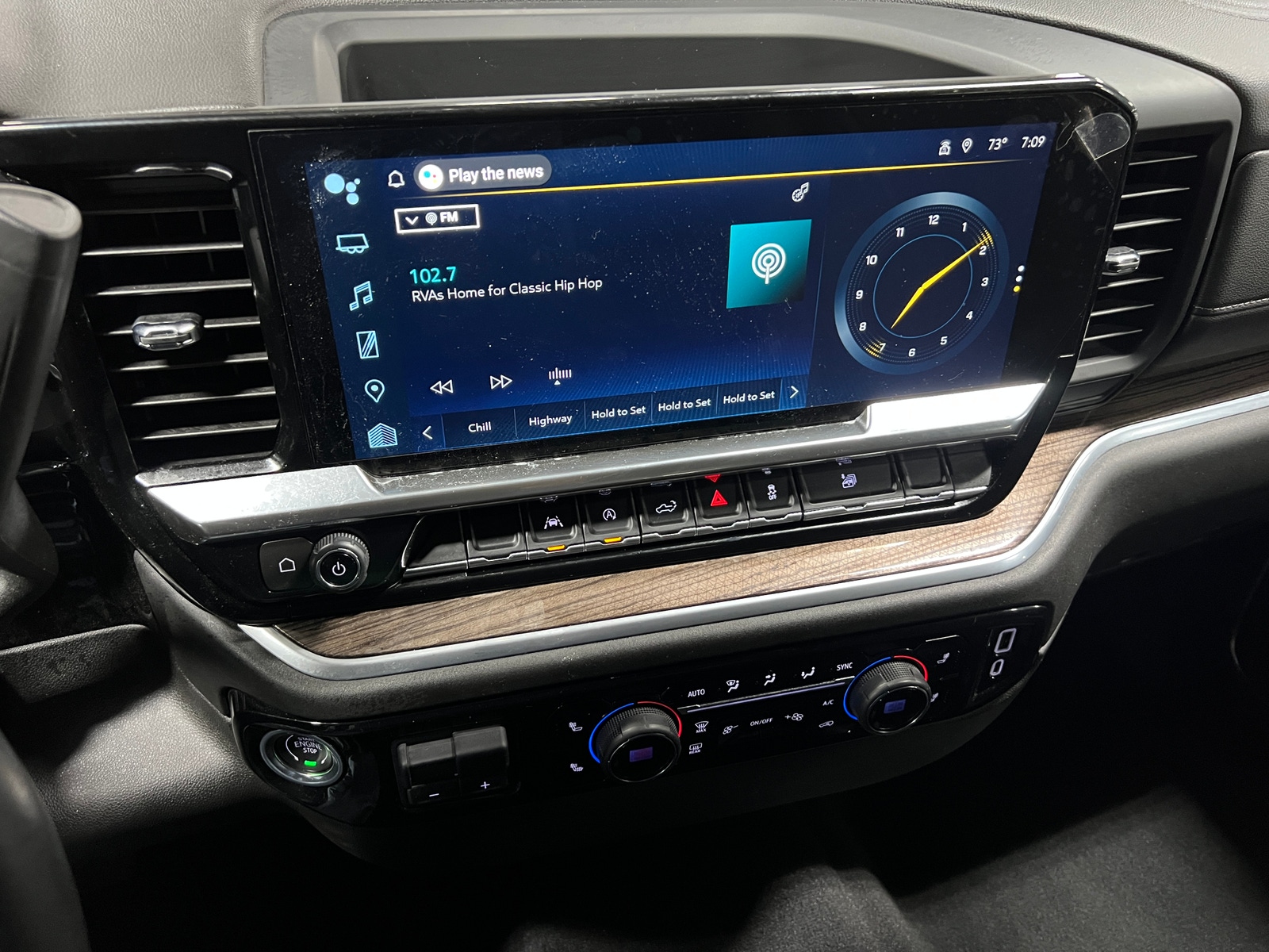 Thumbnail: 2022 Chevrolet Silverado 1500 - 4