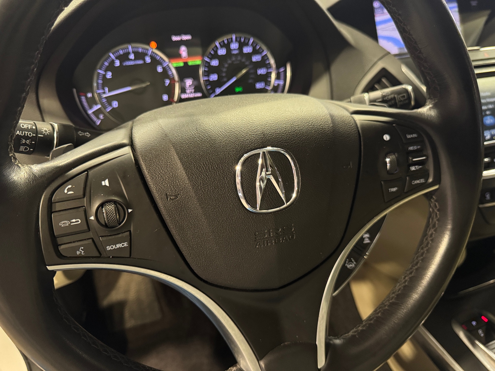 Thumbnail: 2018 Acura MDX - 4