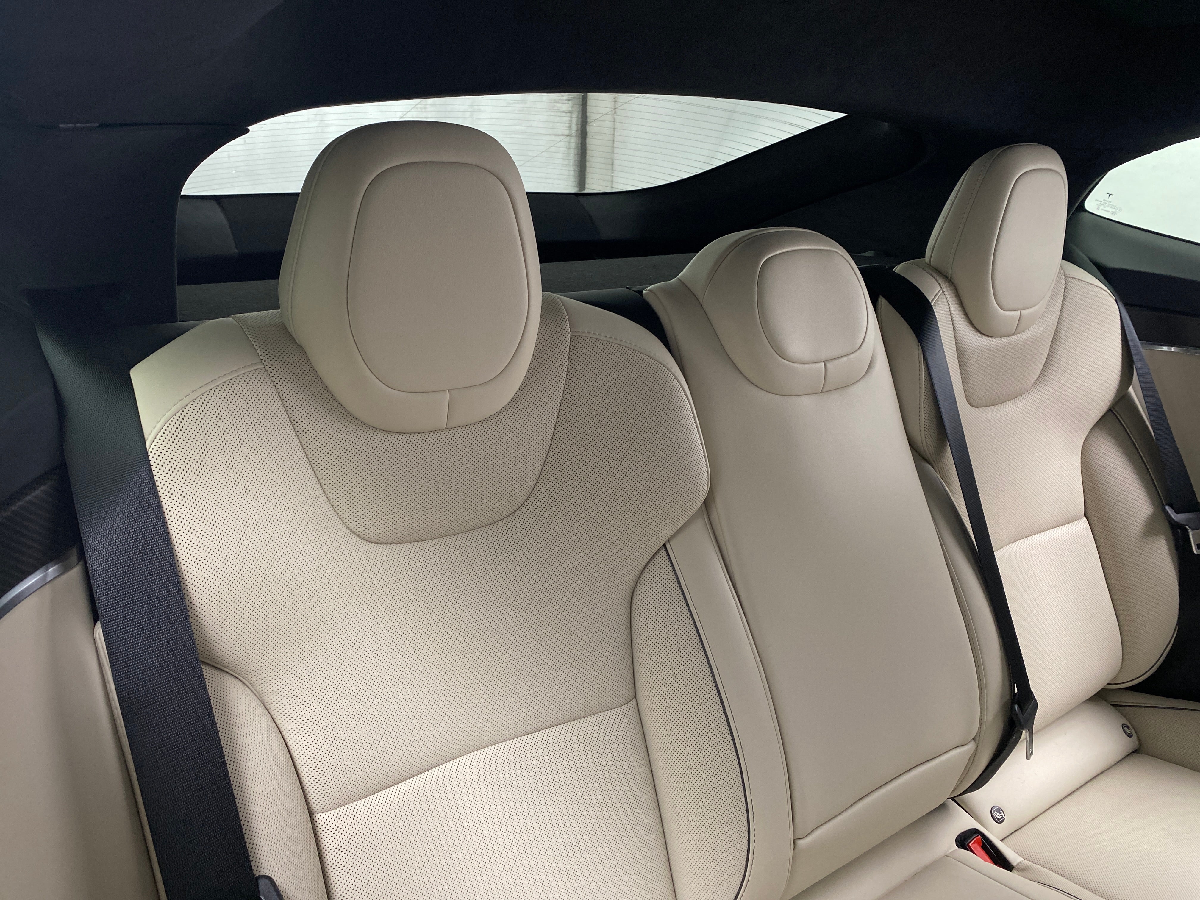 Used 2022 Tesla Model S Plaid with VIN 5YJSA1E64NF479461 for sale in Oak Creek, WI