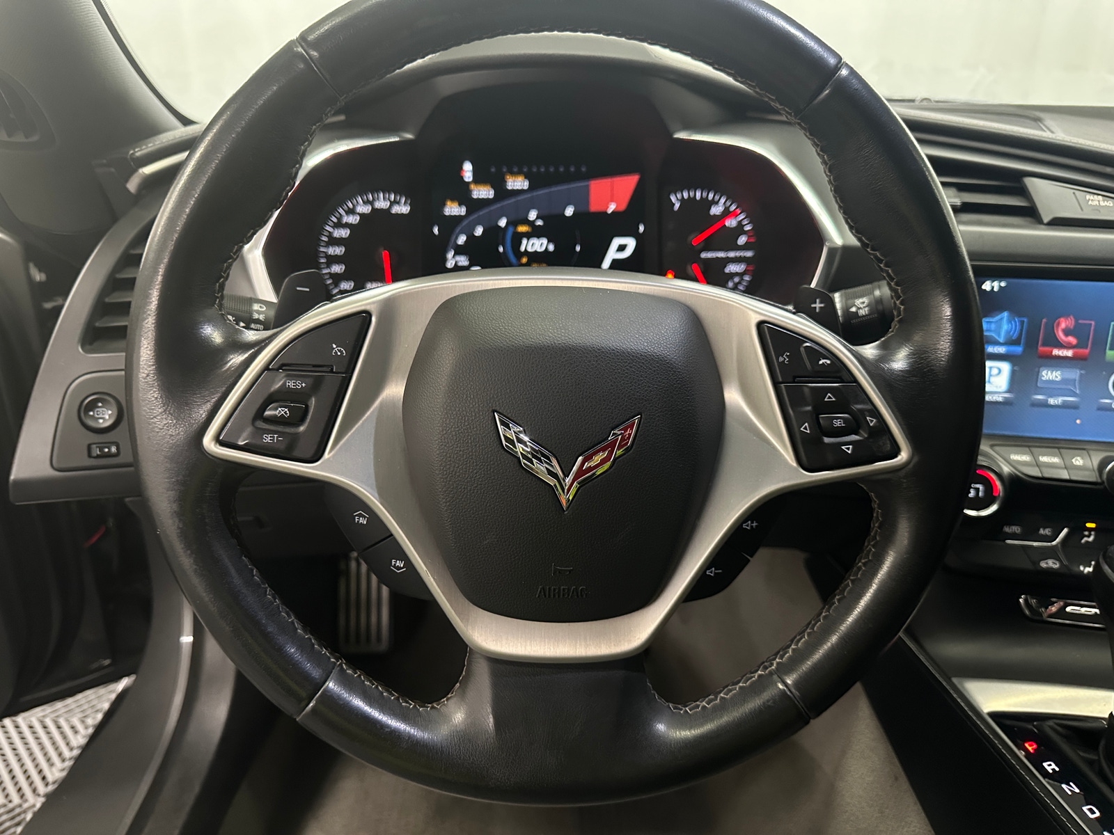 Thumbnail: 2015 Chevrolet Corvette - 3