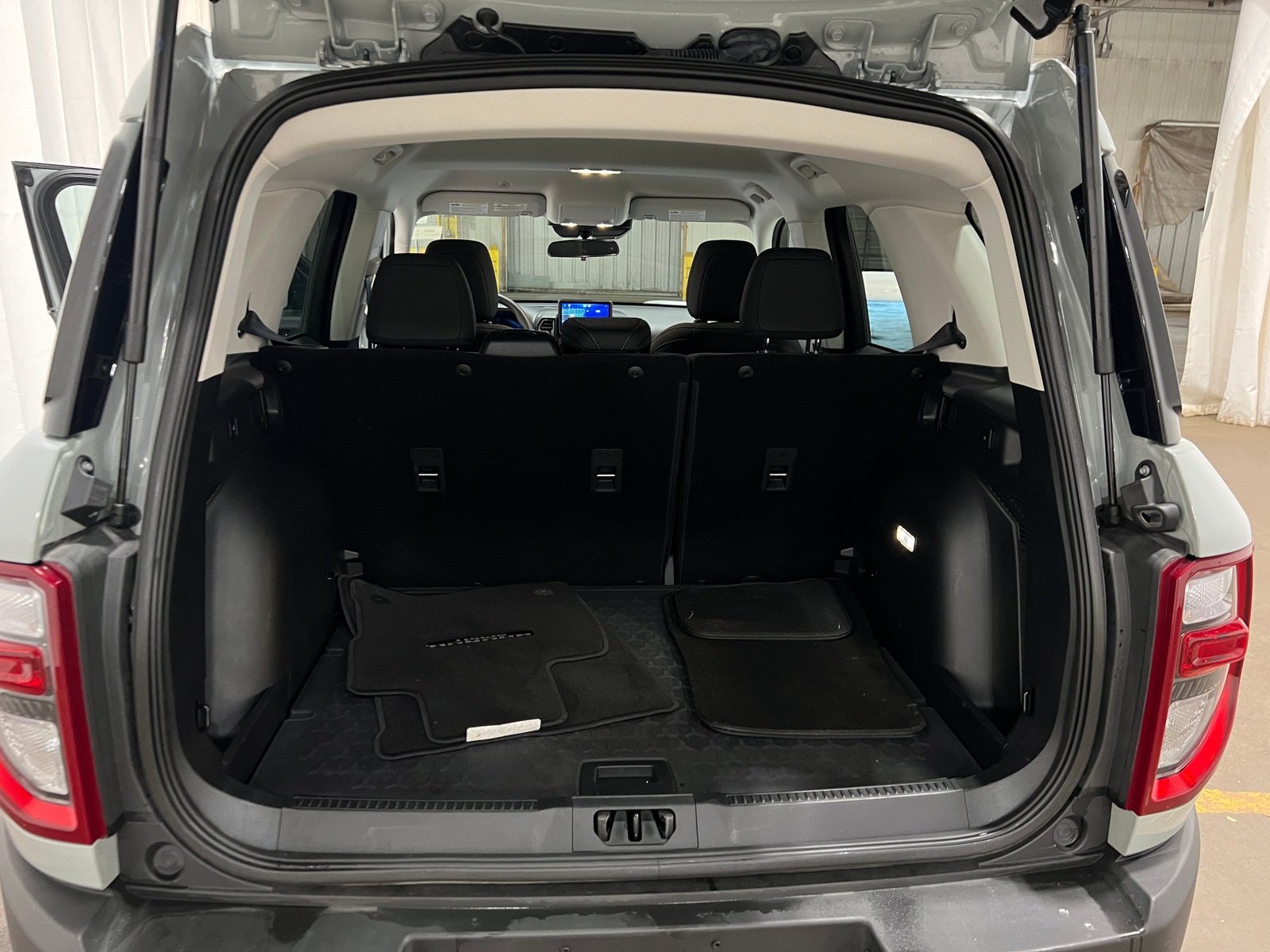 Thumbnail: 2022 Ford Bronco Sport - 7