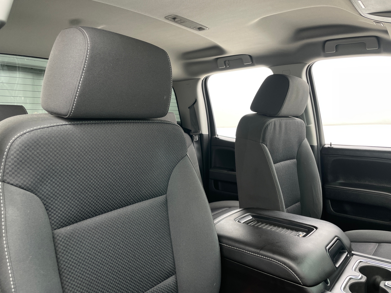 Thumbnail: 2018 Chevrolet Silverado 1500 - 2