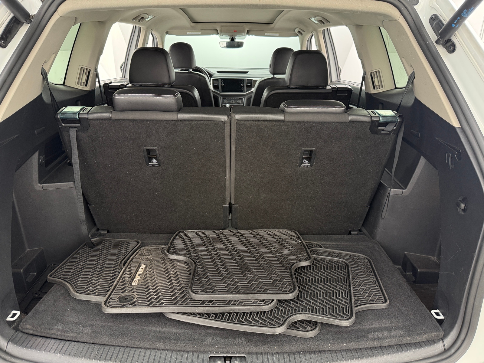 Thumbnail: 2021 Volkswagen Atlas - 6