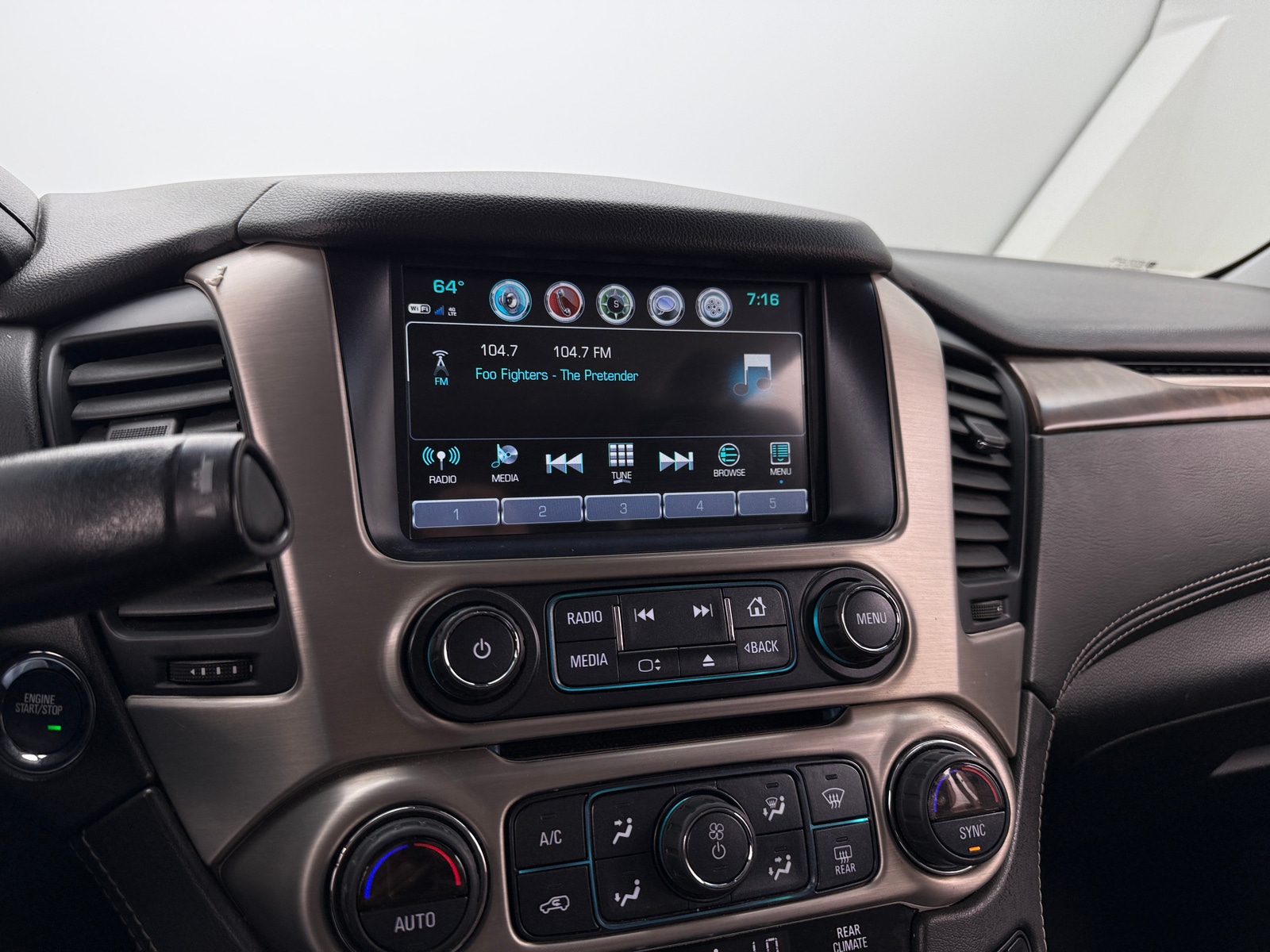 Thumbnail: 2019 GMC Yukon XL - 4