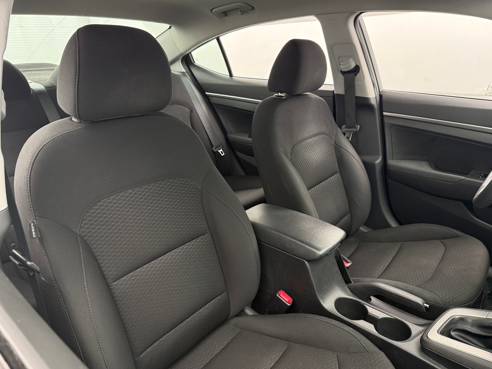 Thumbnail: 2020 Hyundai Elantra - 2