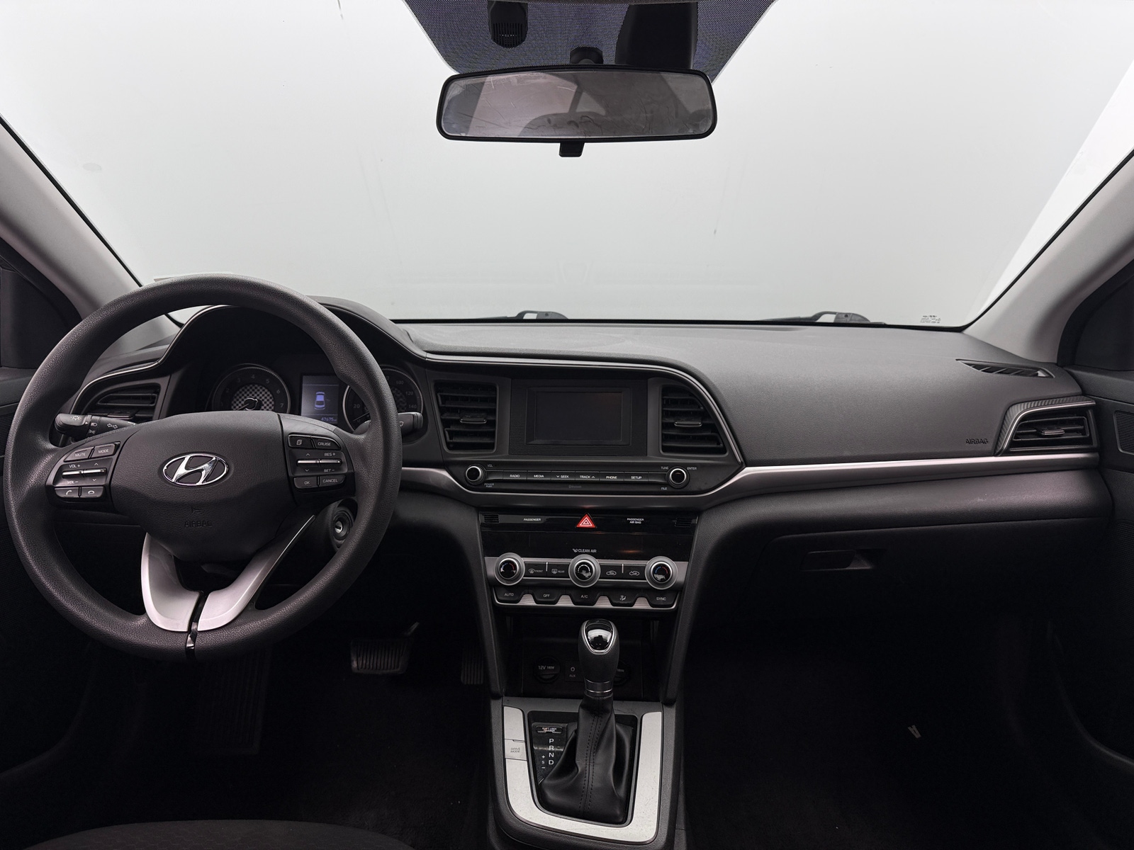 Thumbnail: 2020 Hyundai Elantra - 3