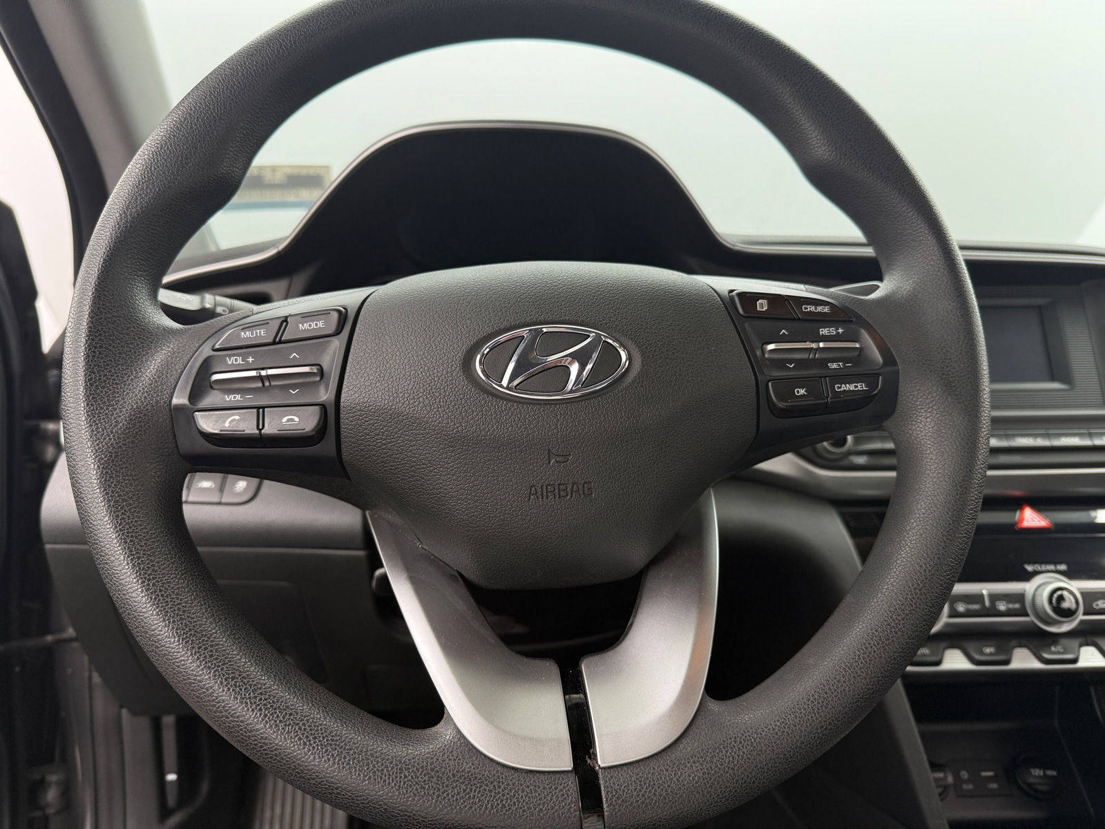 Thumbnail: 2020 Hyundai Elantra - 5