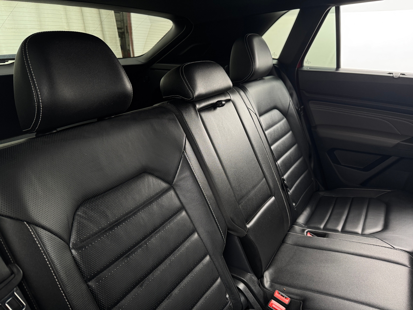 Thumbnail: 2022 Volkswagen Atlas - 5