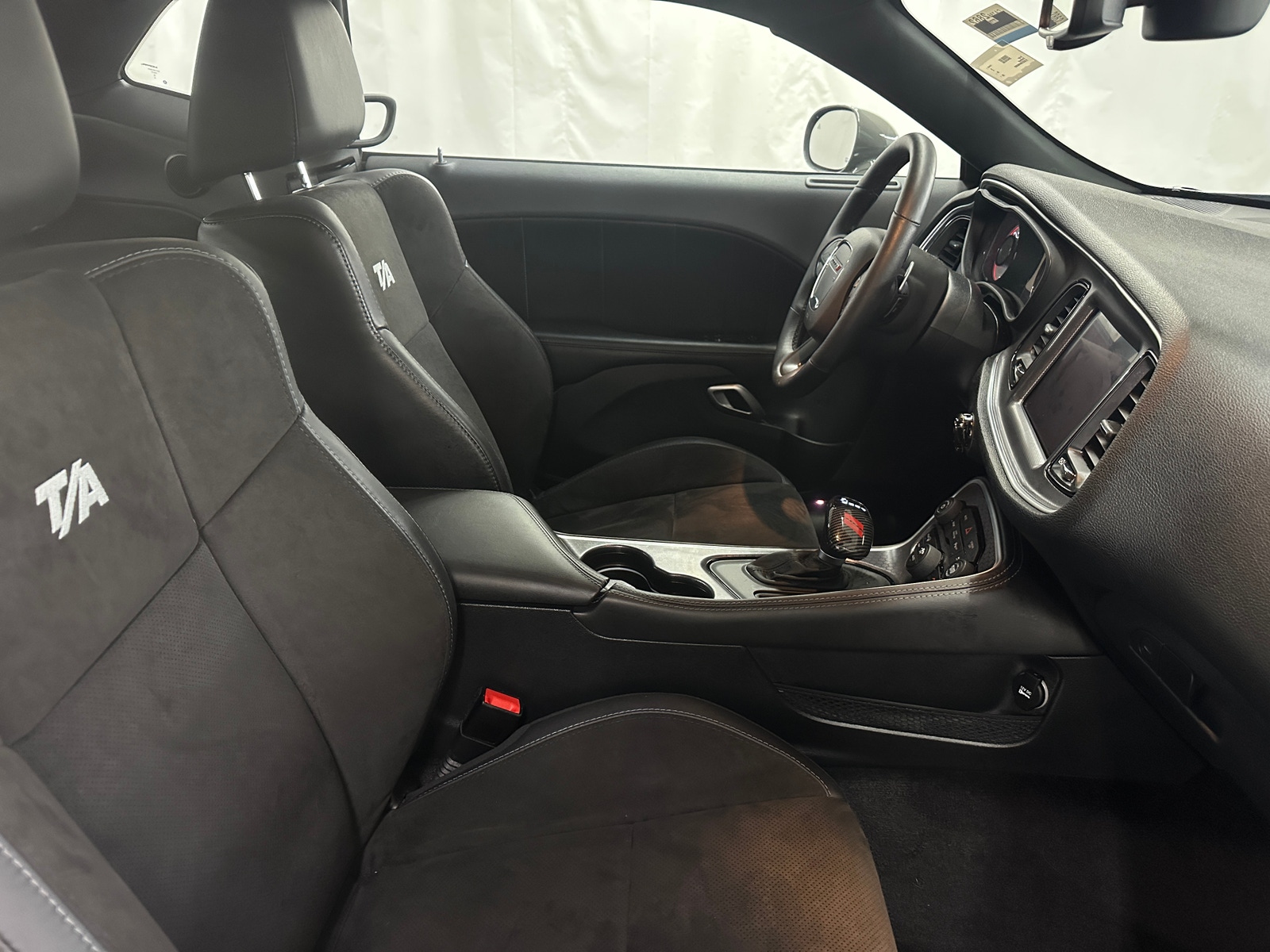 Thumbnail: 2017 Dodge Challenger - 2