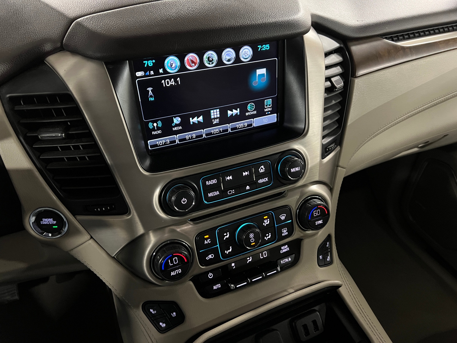 Thumbnail: 2020 GMC Yukon - 3