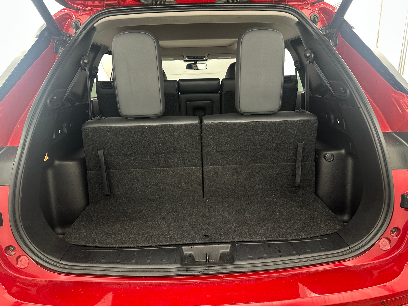 Thumbnail: 2022 Mitsubishi Outlander - 6