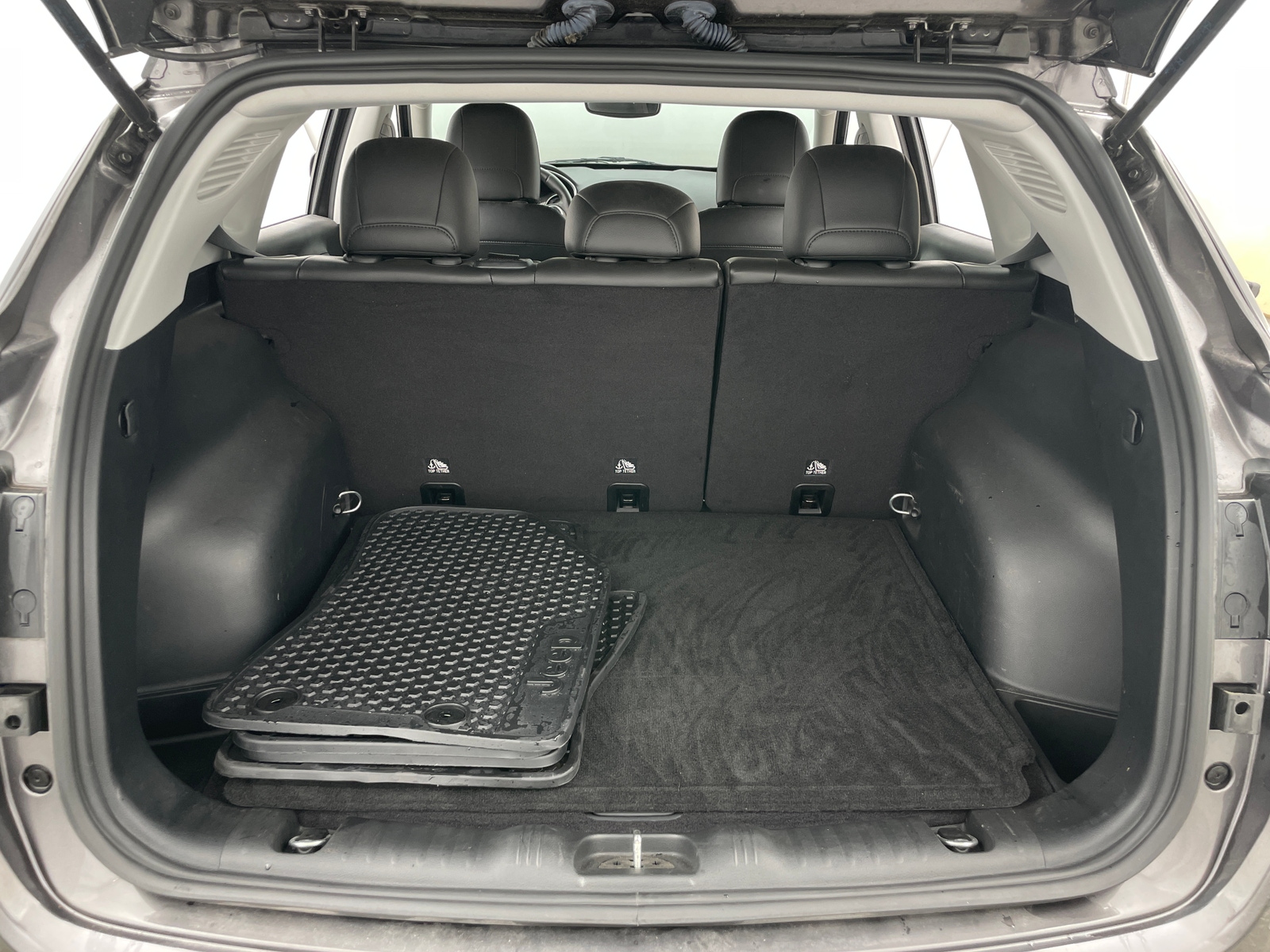 Thumbnail: 2018 Jeep Compass - 7