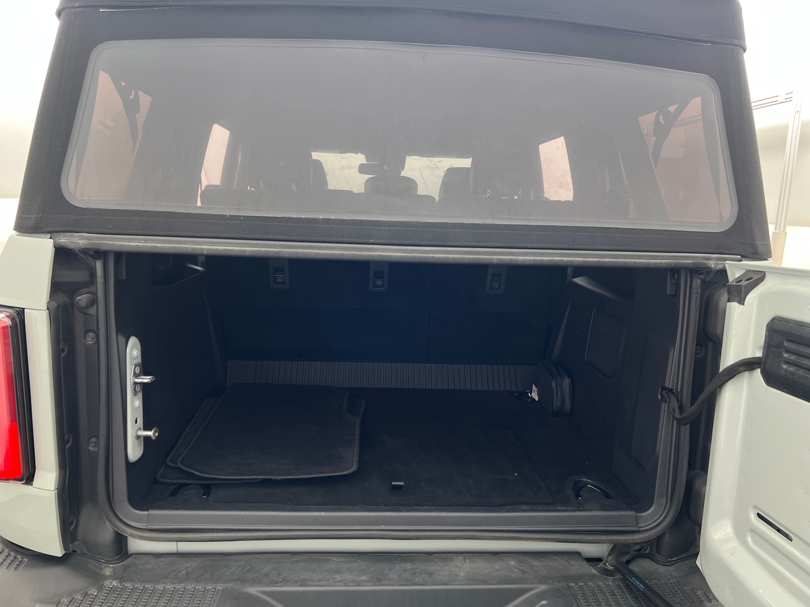 Thumbnail: 2022 Ford Bronco - 6